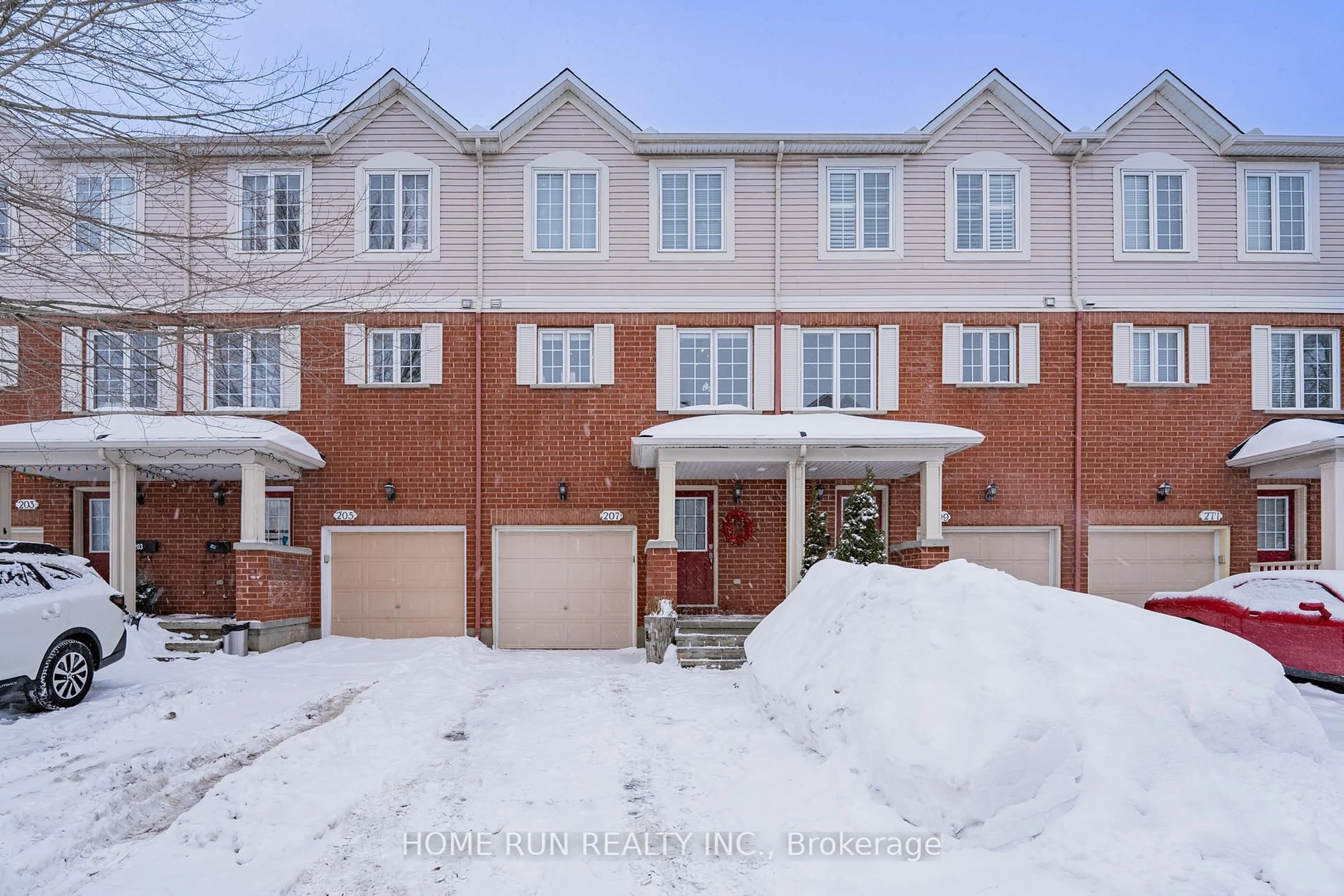 A pic from outside/outdoor area/front of a property/back of a property/a pic from drone, street for 90 EDENVALE Dr #207, Kanata Ontario K2K 3N9