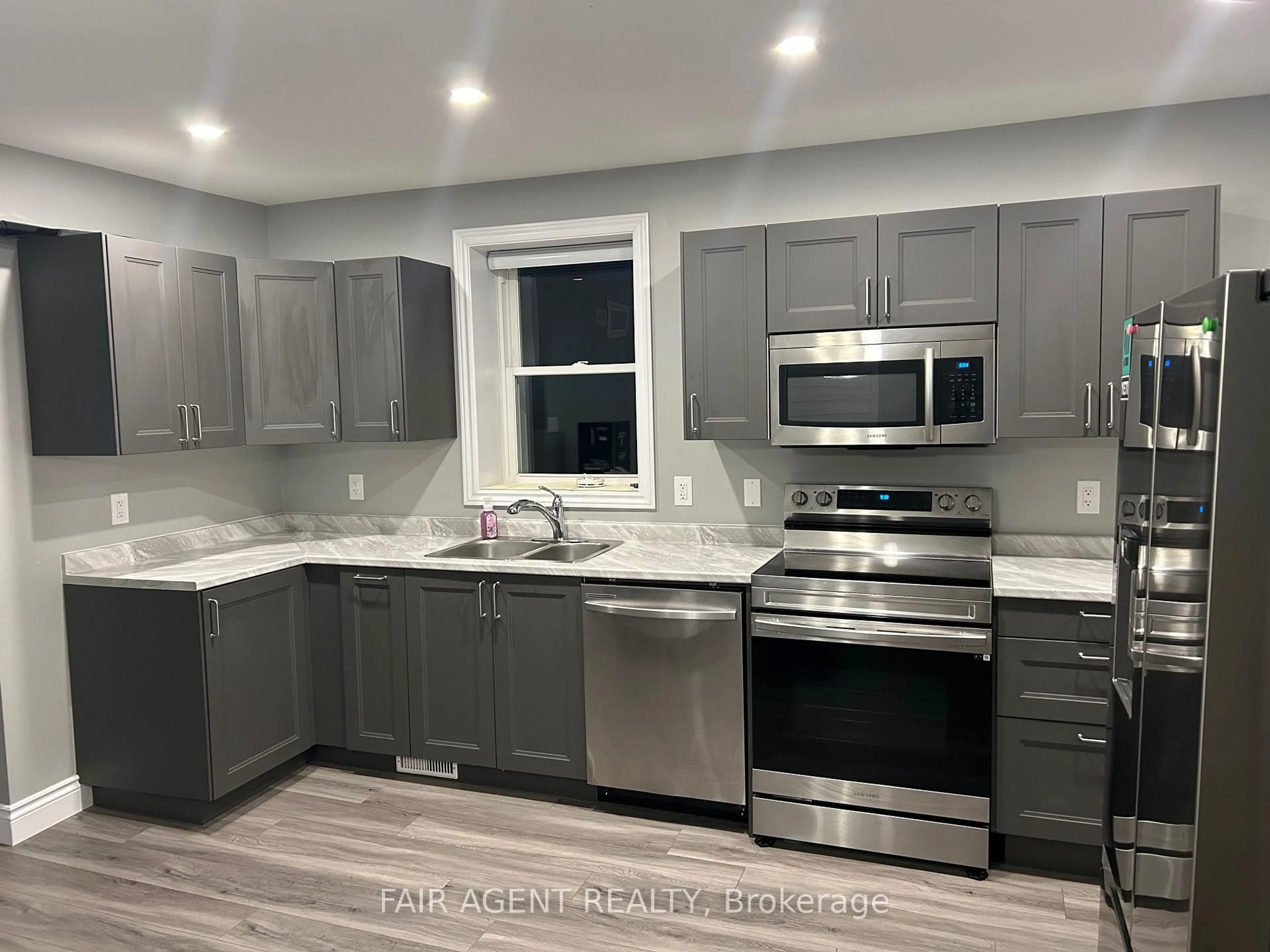 Open concept kitchen, unknown for 81 BANK St, Renfrew Ontario K7V 2E7