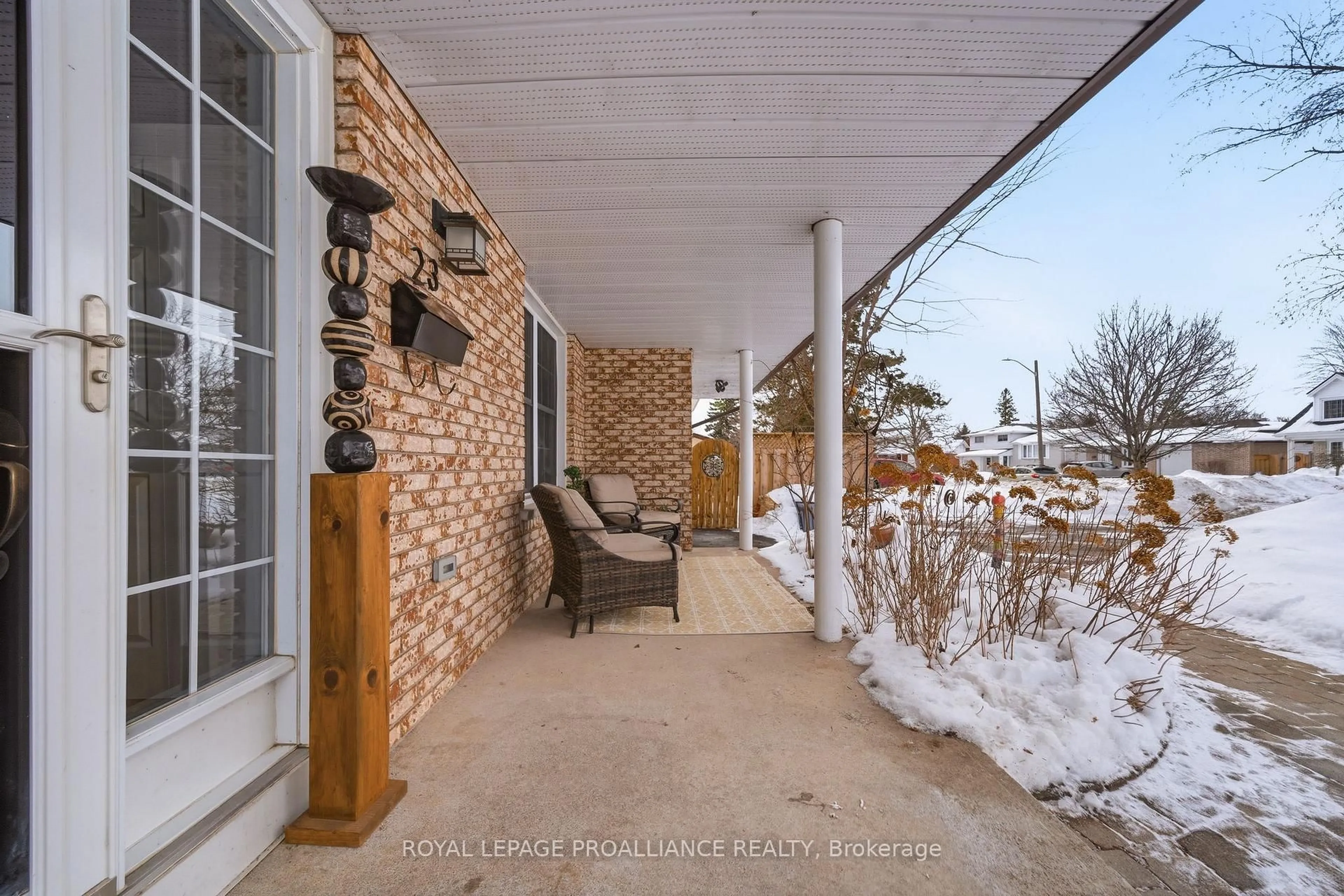 Patio, street for 23 Diamond Cres, Belleville Ontario K8N 5G5