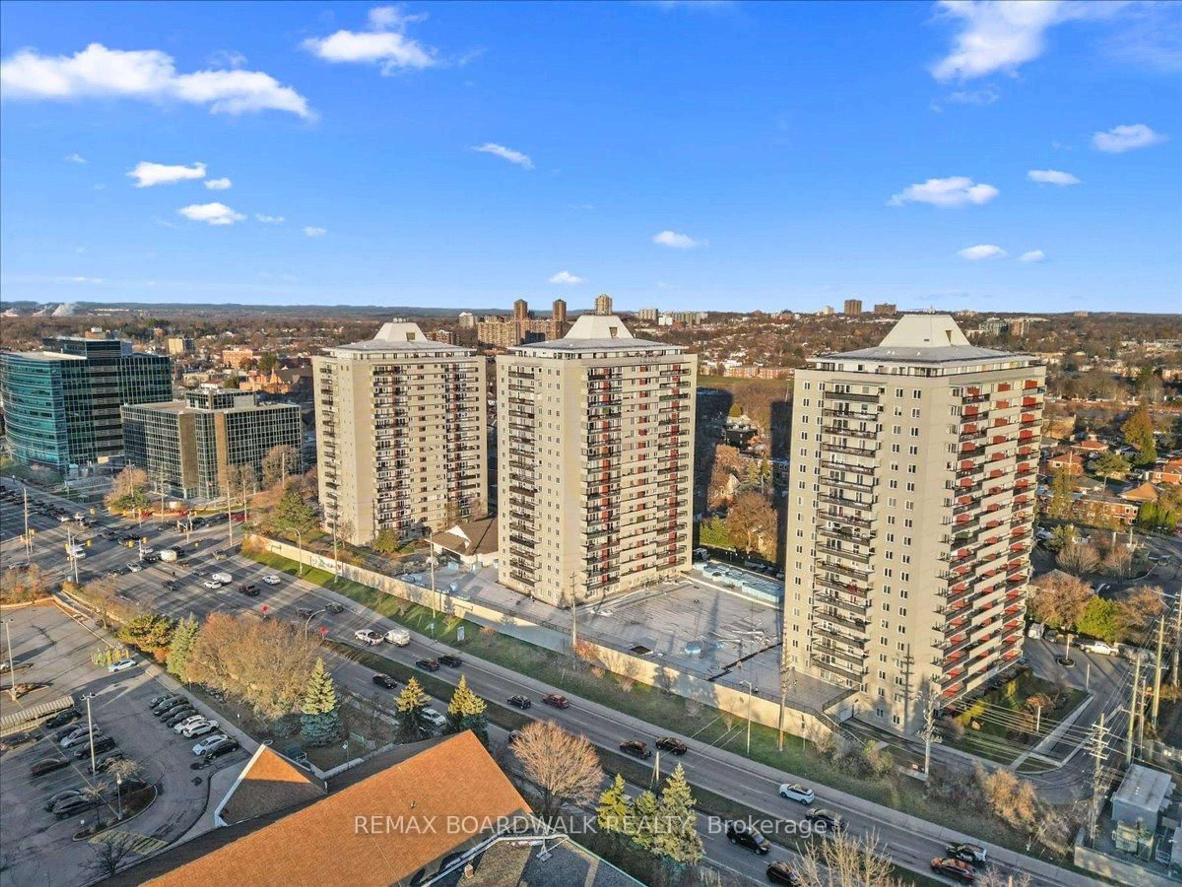 A pic from outside/outdoor area/front of a property/back of a property/a pic from drone, city buildings view from balcony for 158B McArthur Ave #1507, Ottawa Ontario K1L 8C9