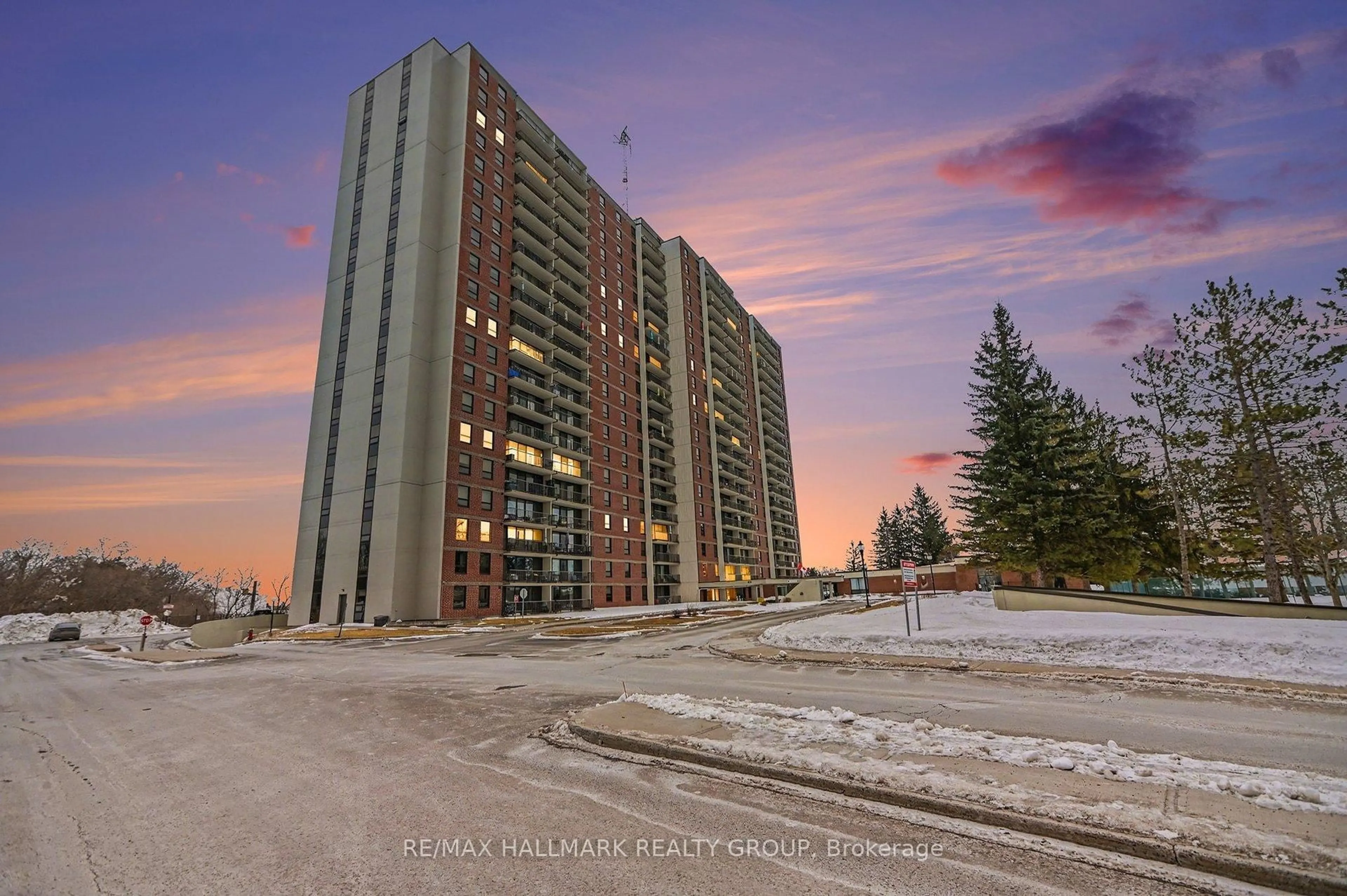 Unknown for 665 Bathgate Dr #1402, Ottawa Ontario K1K 3Y4