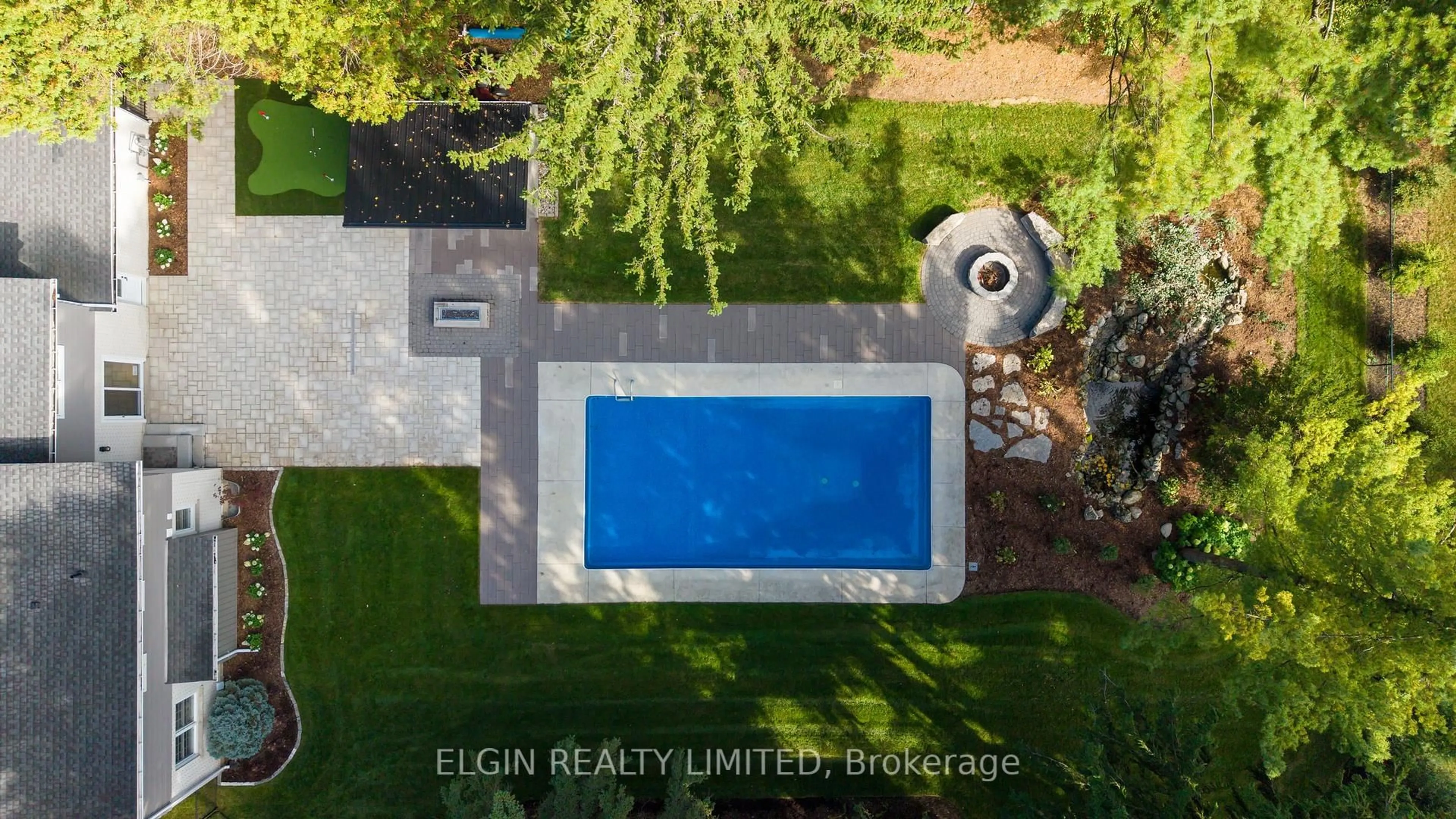A pic from outside/outdoor area/front of a property/back of a property/a pic from drone, water/lake/river/ocean view for 67 Crescent Ave, Central Elgin Ontario N5P 2K3
