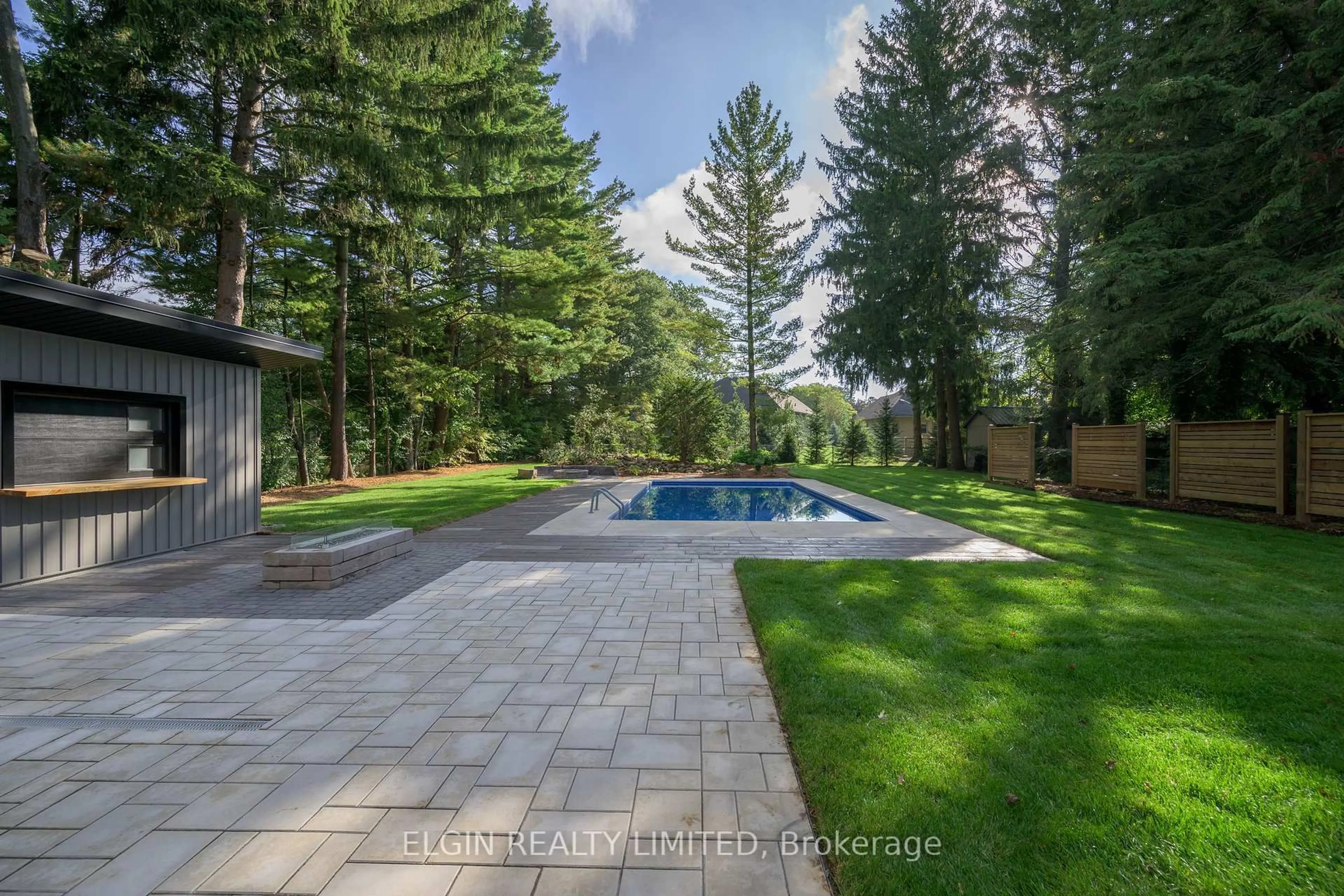 Patio, unknown for 67 Crescent Ave, Central Elgin Ontario N5P 2K3