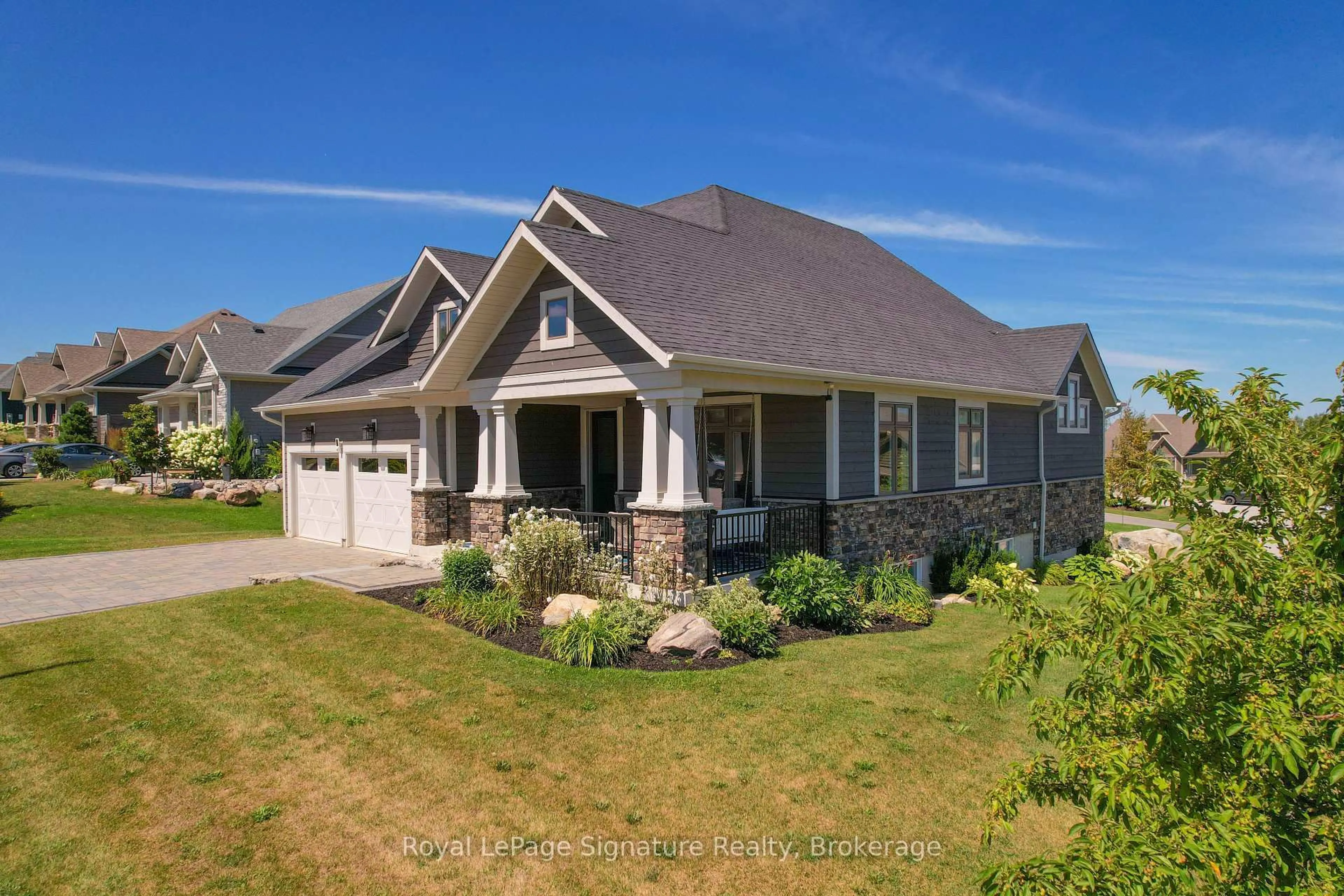 Home with vinyl exterior material, street for 113 Landry Lane, Blue Mountains Ontario N0H 2P0