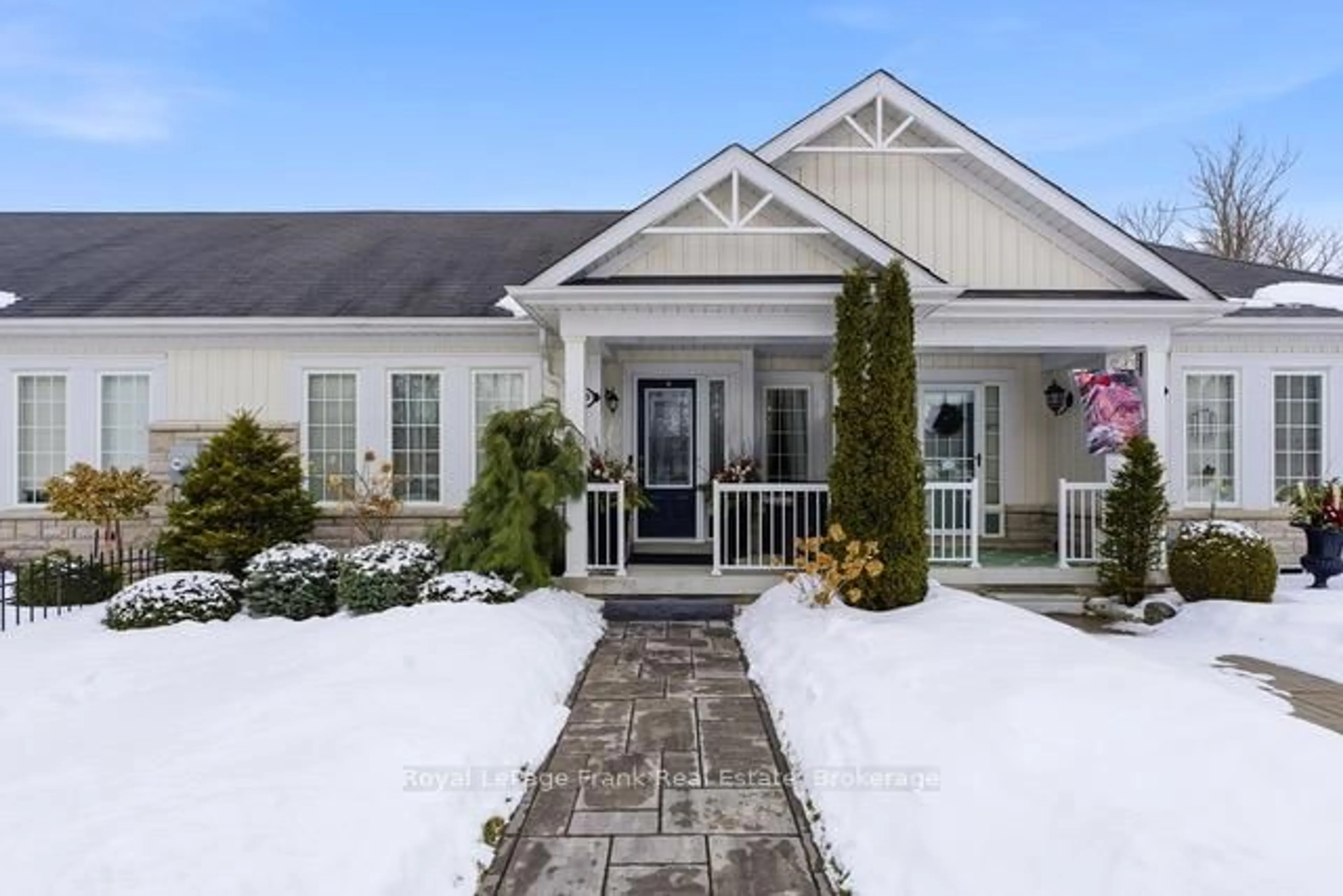 Unknown for 879 Kerr St, Cobourg Ontario K9A 0J5