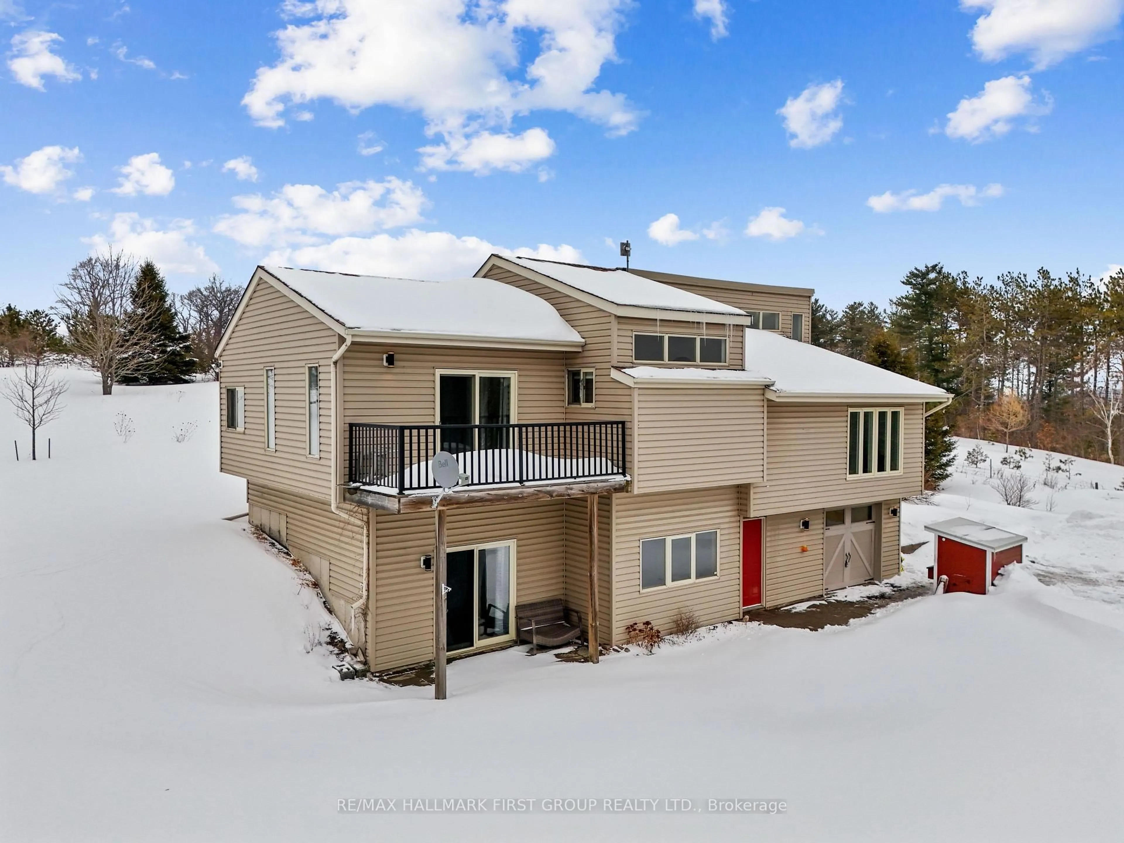 A pic from outside/outdoor area/front of a property/back of a property/a pic from drone, unknown for 110 Davis Rd, Alnwick/Haldimand Ontario K0K 2X0