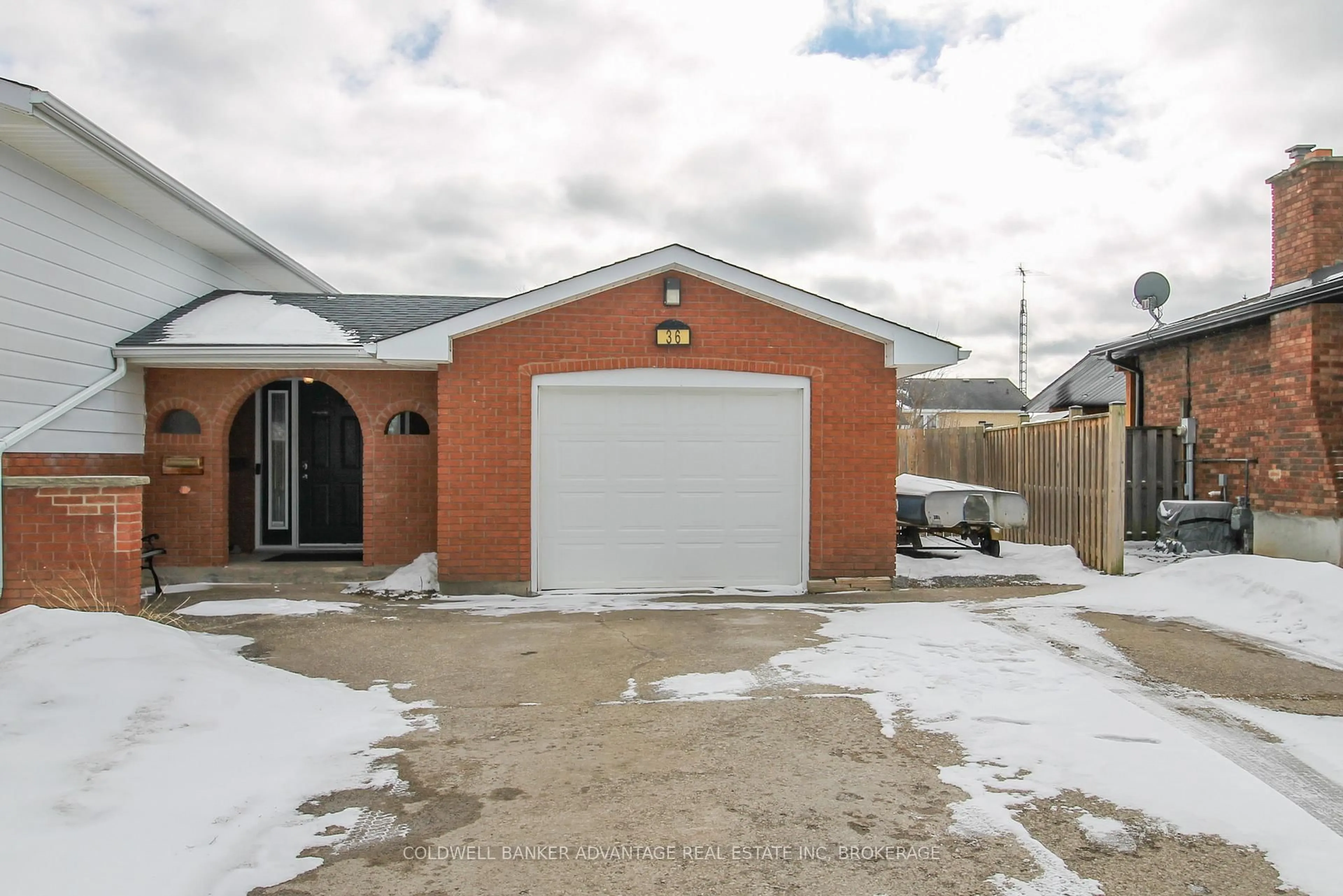 Unknown for 36 Wellbrook Blvd, Welland Ontario L3C 5T4