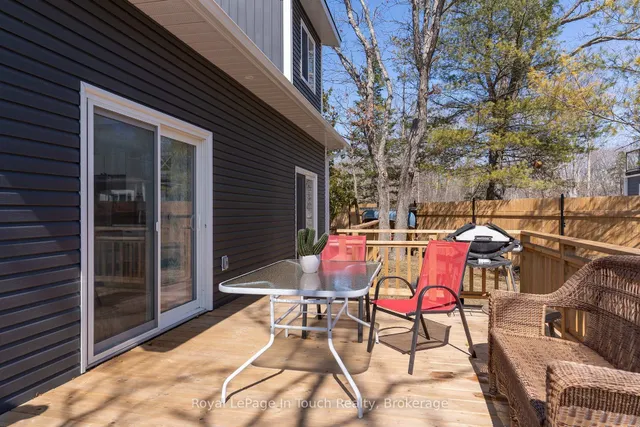 26 Macey Bay Rd, Georgian Bay 5