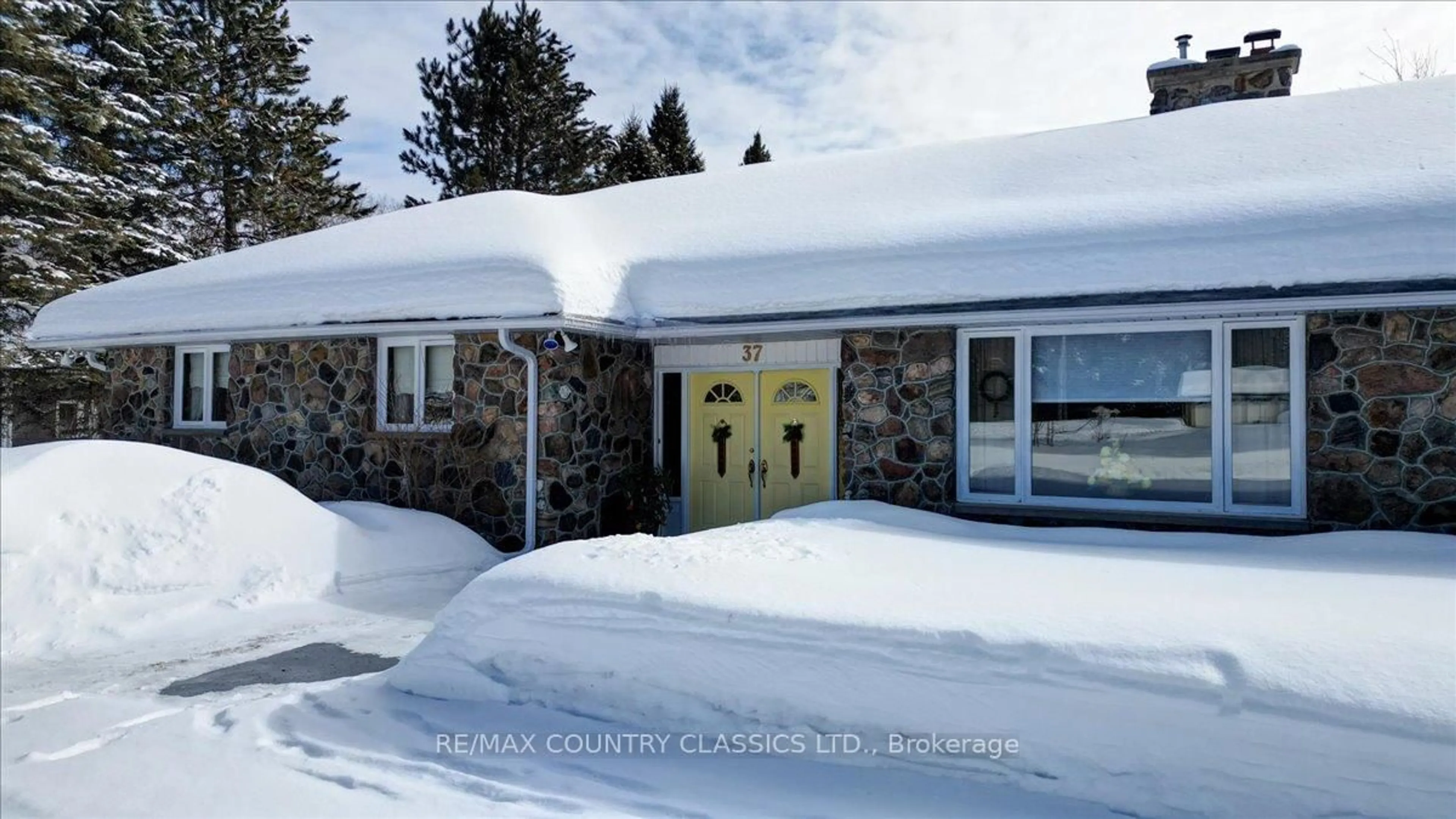 Unknown for 37 Golfview Dr, Bancroft Ontario K0L 1C0