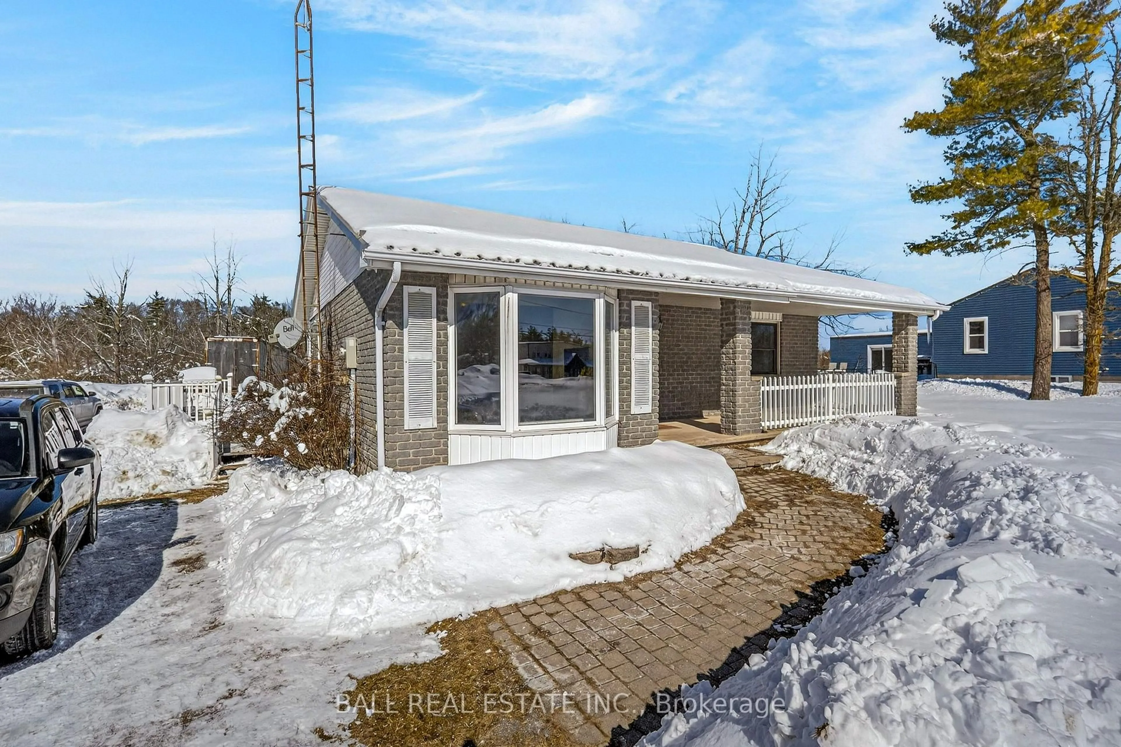 Unknown for 102291 Highway 7 Highway, Limoges Ontario K0K 2M0