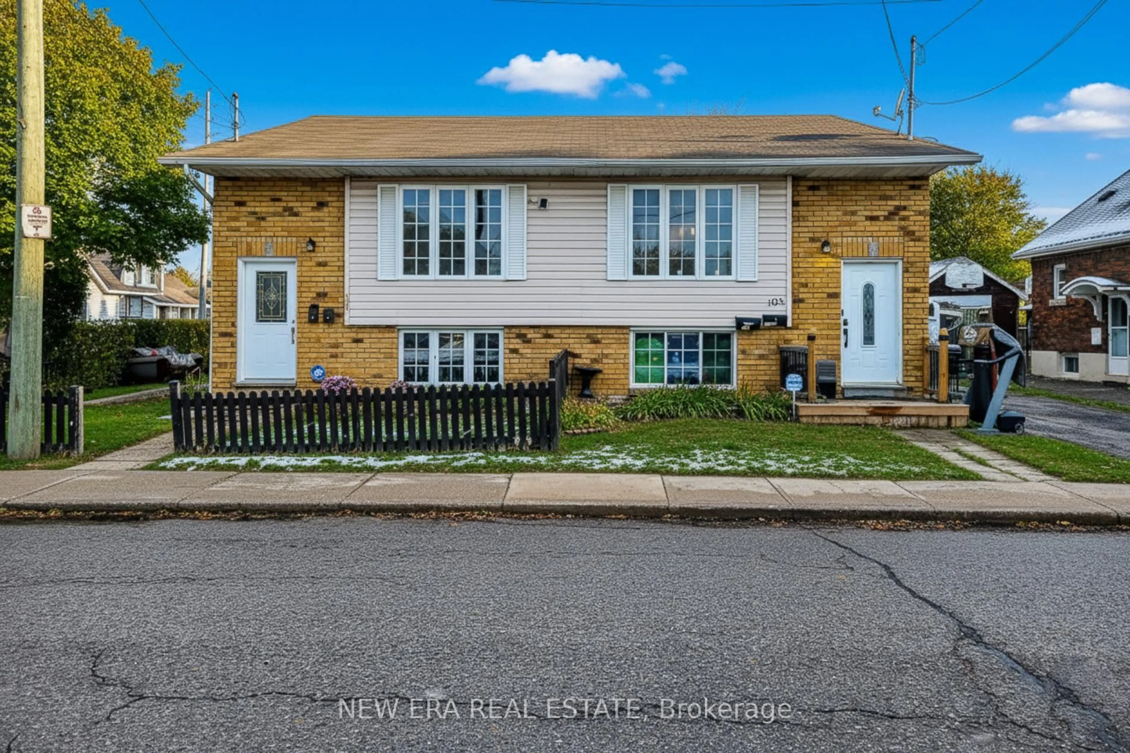 Unknown for 103 Vine St, St. Catharines Ontario L2R 3Y3