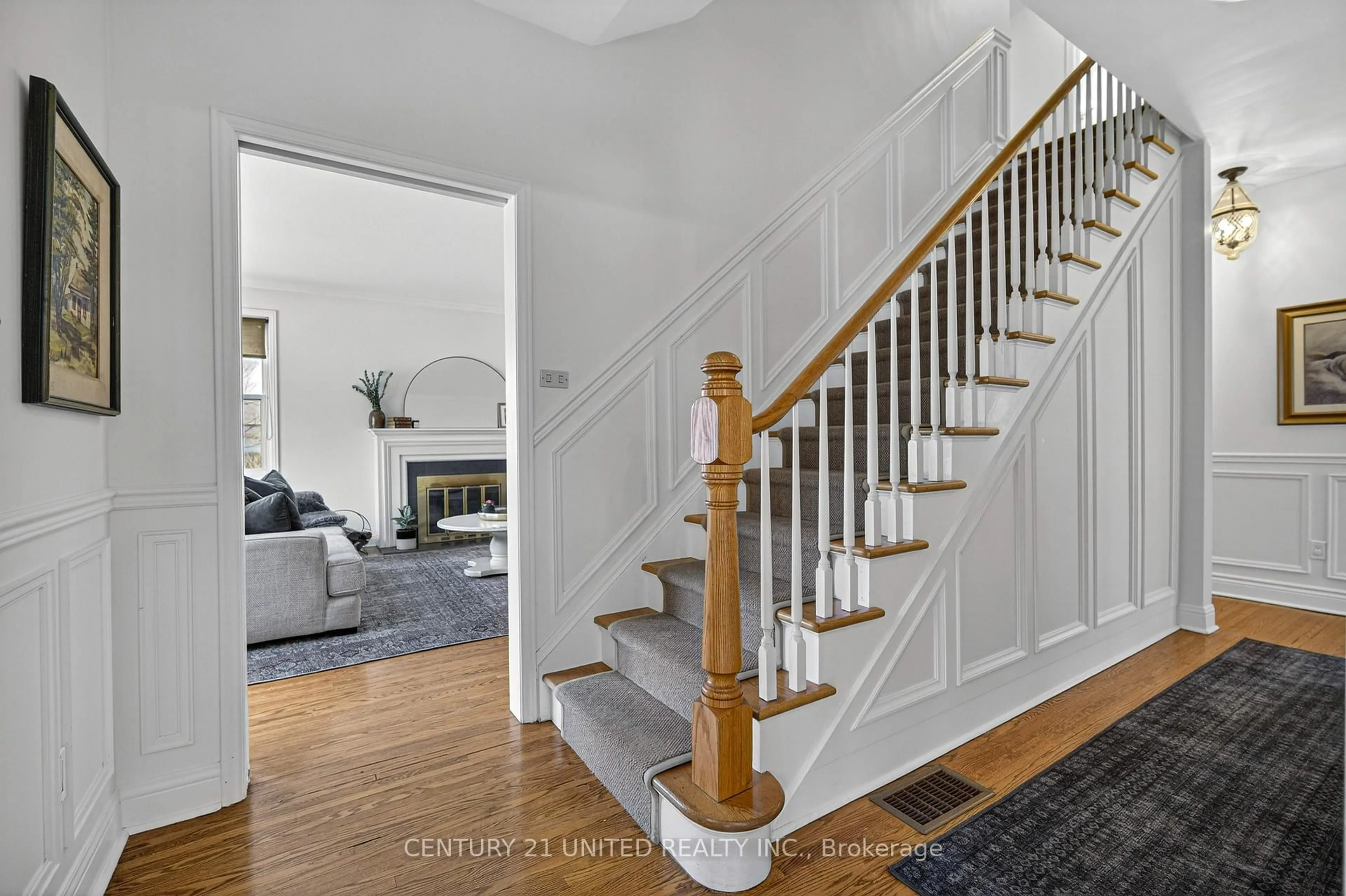 Unknown for 499 Hunter St, Peterborough Ontario K9H 2M9