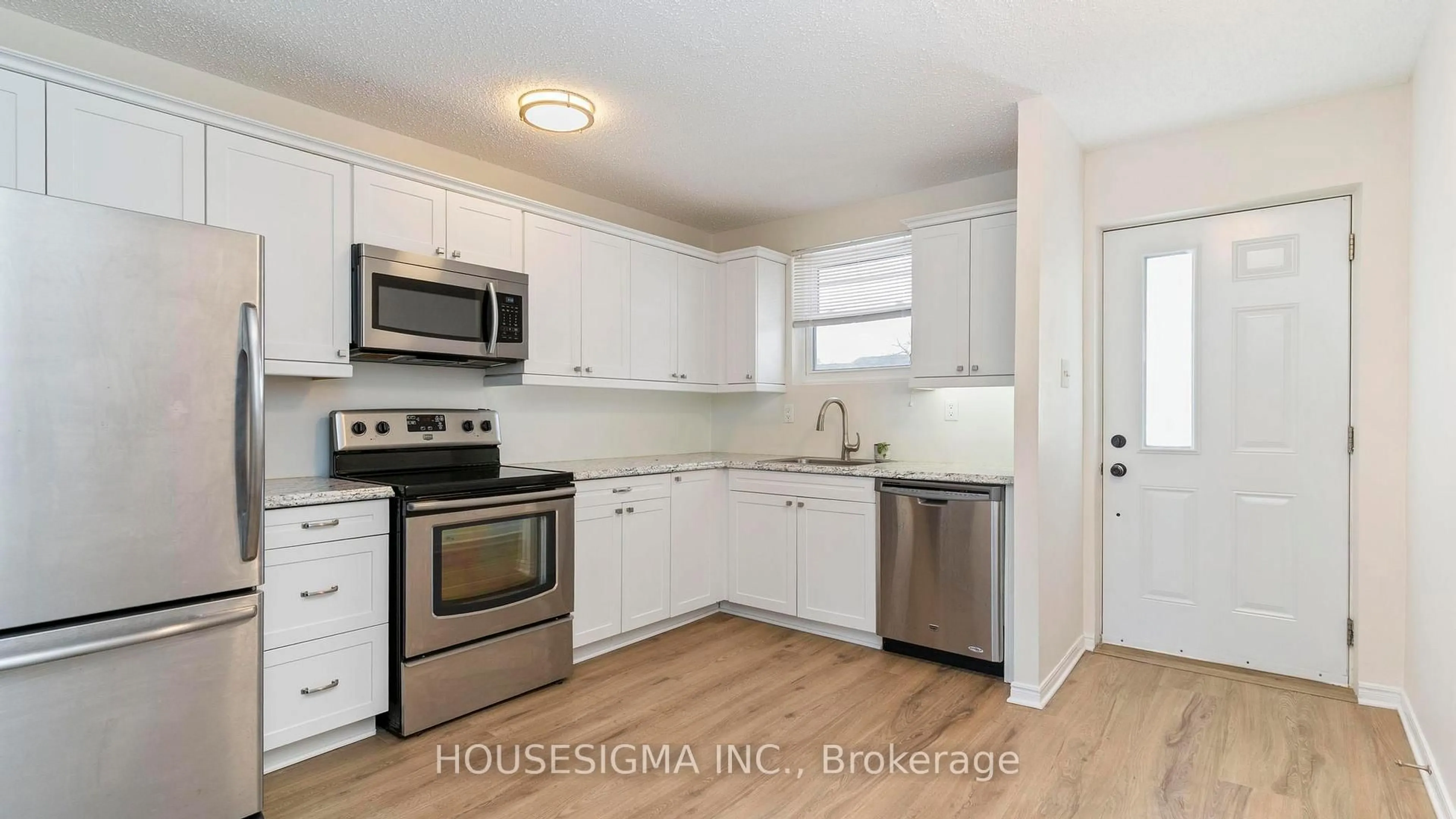 Standard kitchen, unknown for 1919 Trafalgar St #78, London East Ontario N5V 1A1