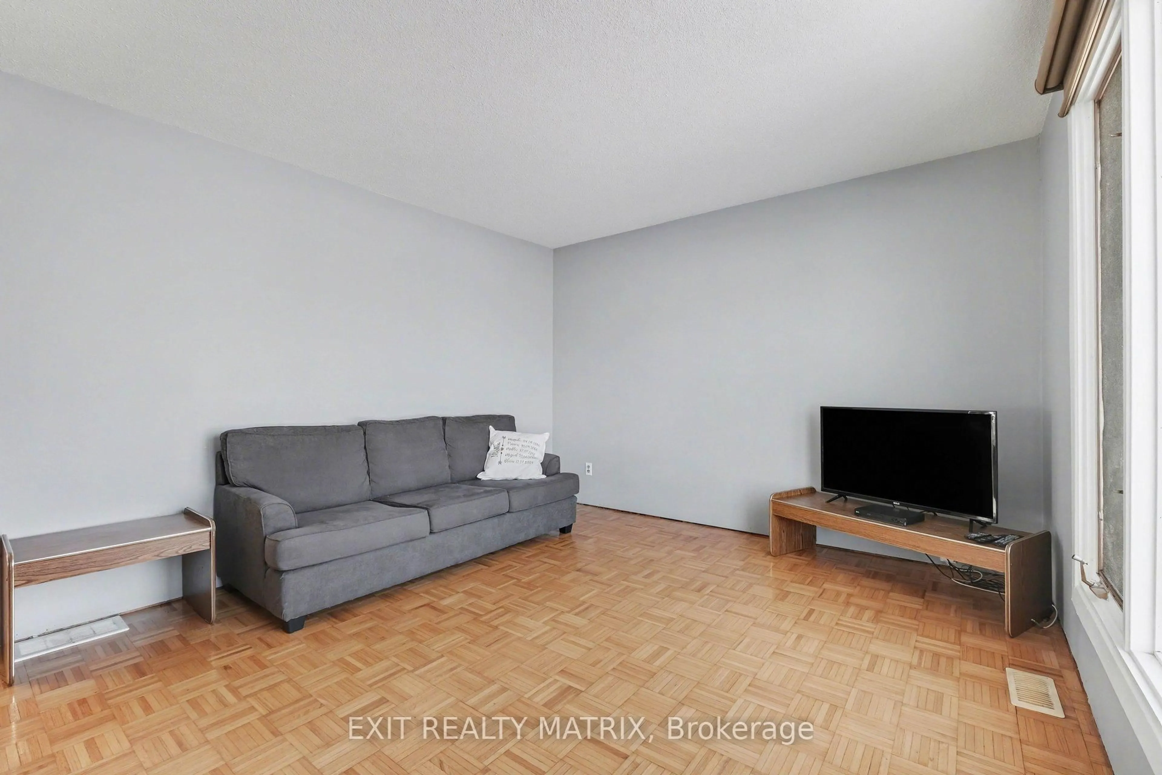 Living room with furniture, unknown for 218 Mabel St, The Nation Ontario K0A 2M0