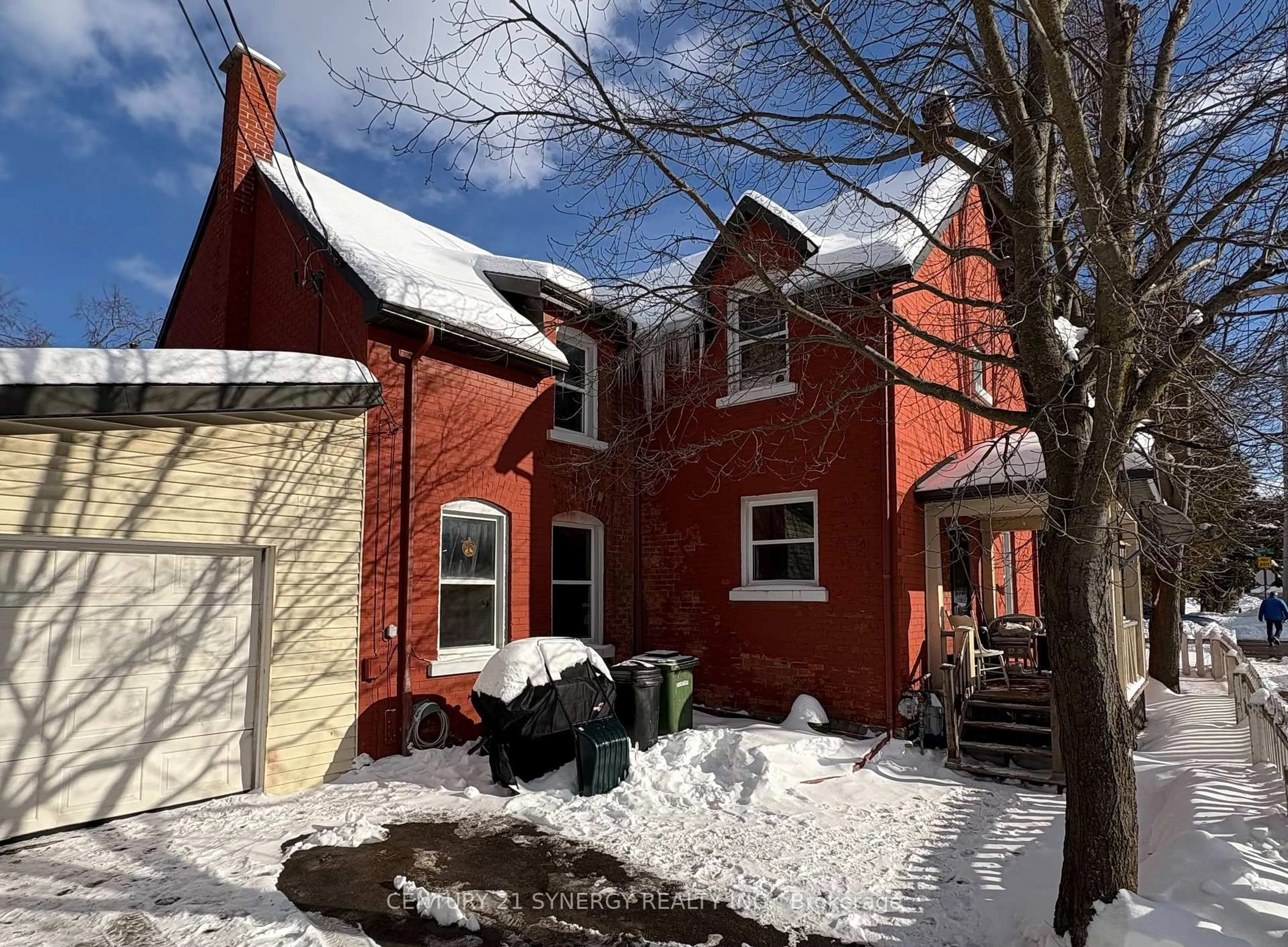 Home with brick exterior material, street for 197-199-201 Mary St, Pembroke Ontario K8A 5V7