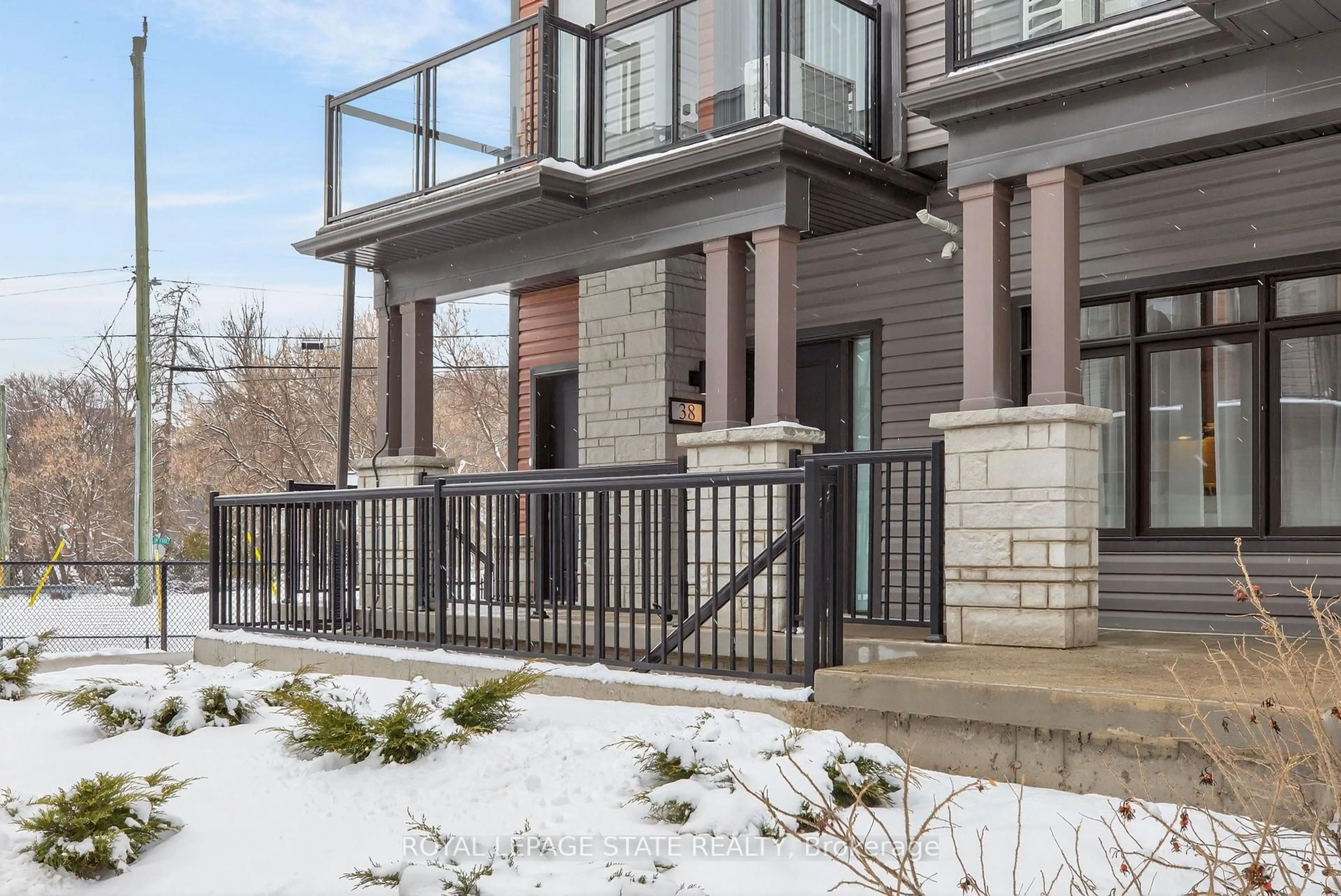 Unknown for 2 Willow St #38, Brant Ontario N3L 0K7