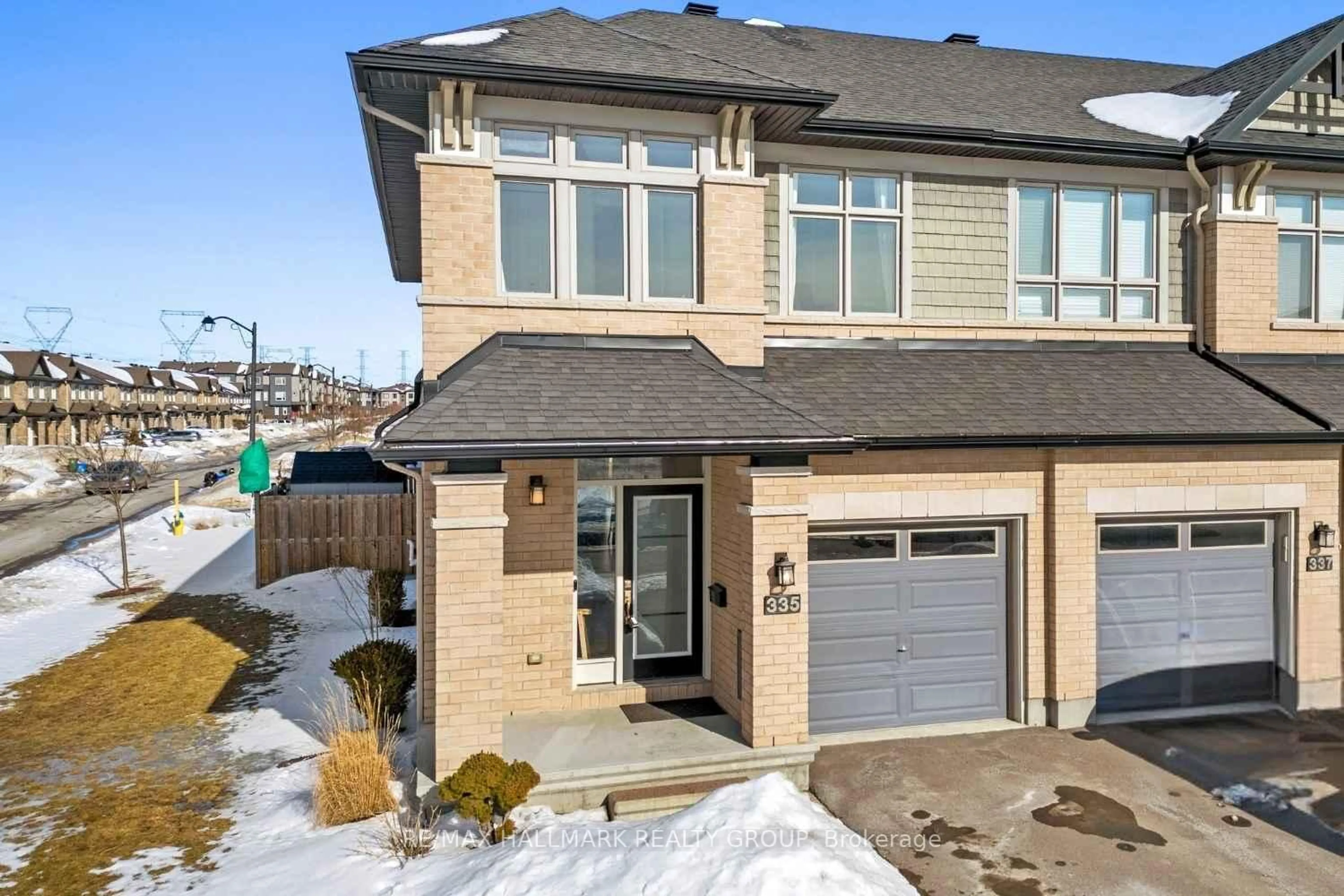 Unknown for 335 Livery St, Ottawa Ontario K2V 0B4