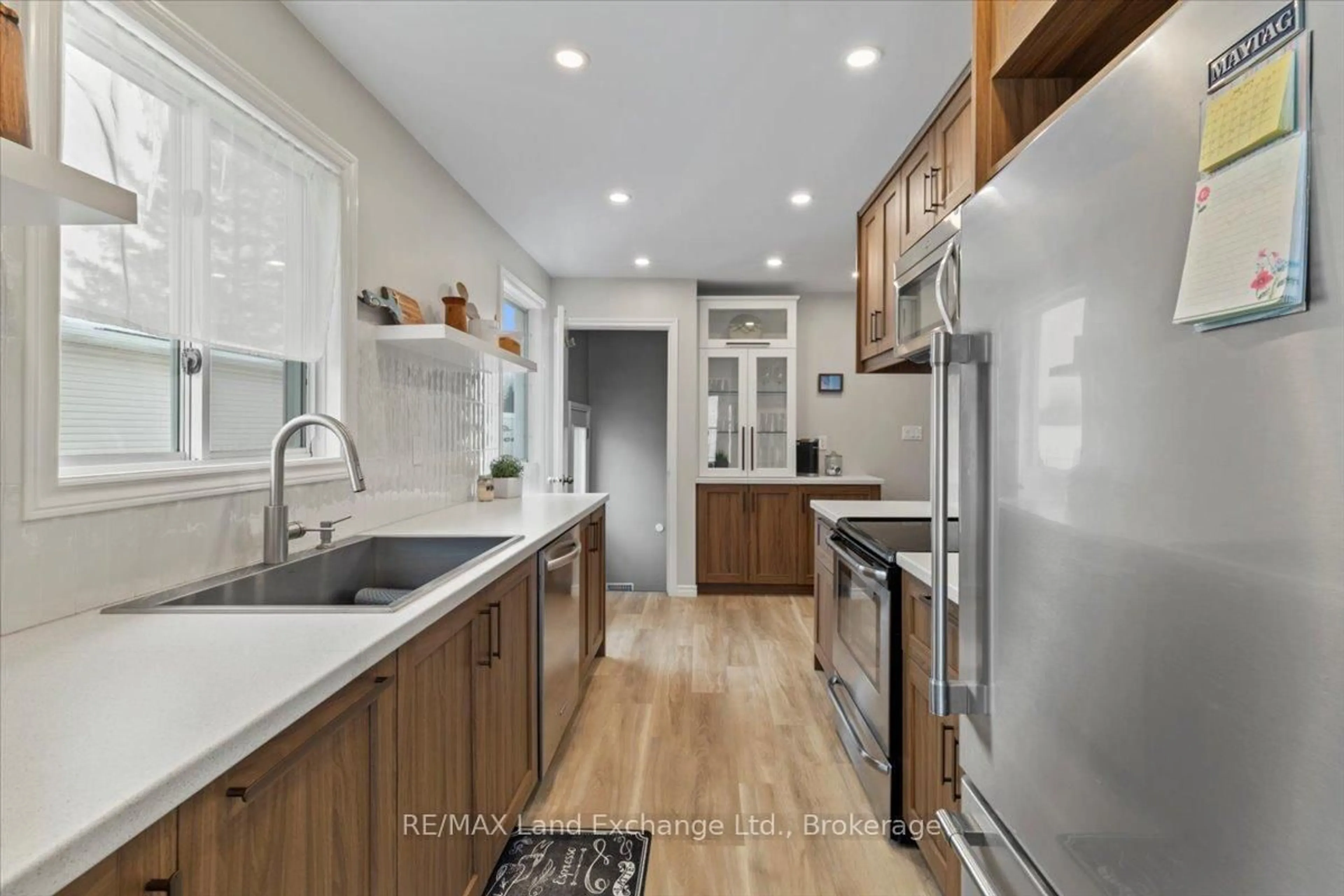 Open concept kitchen, unknown for 283 Bricker St, Saugeen Shores Ontario N0H 2C1