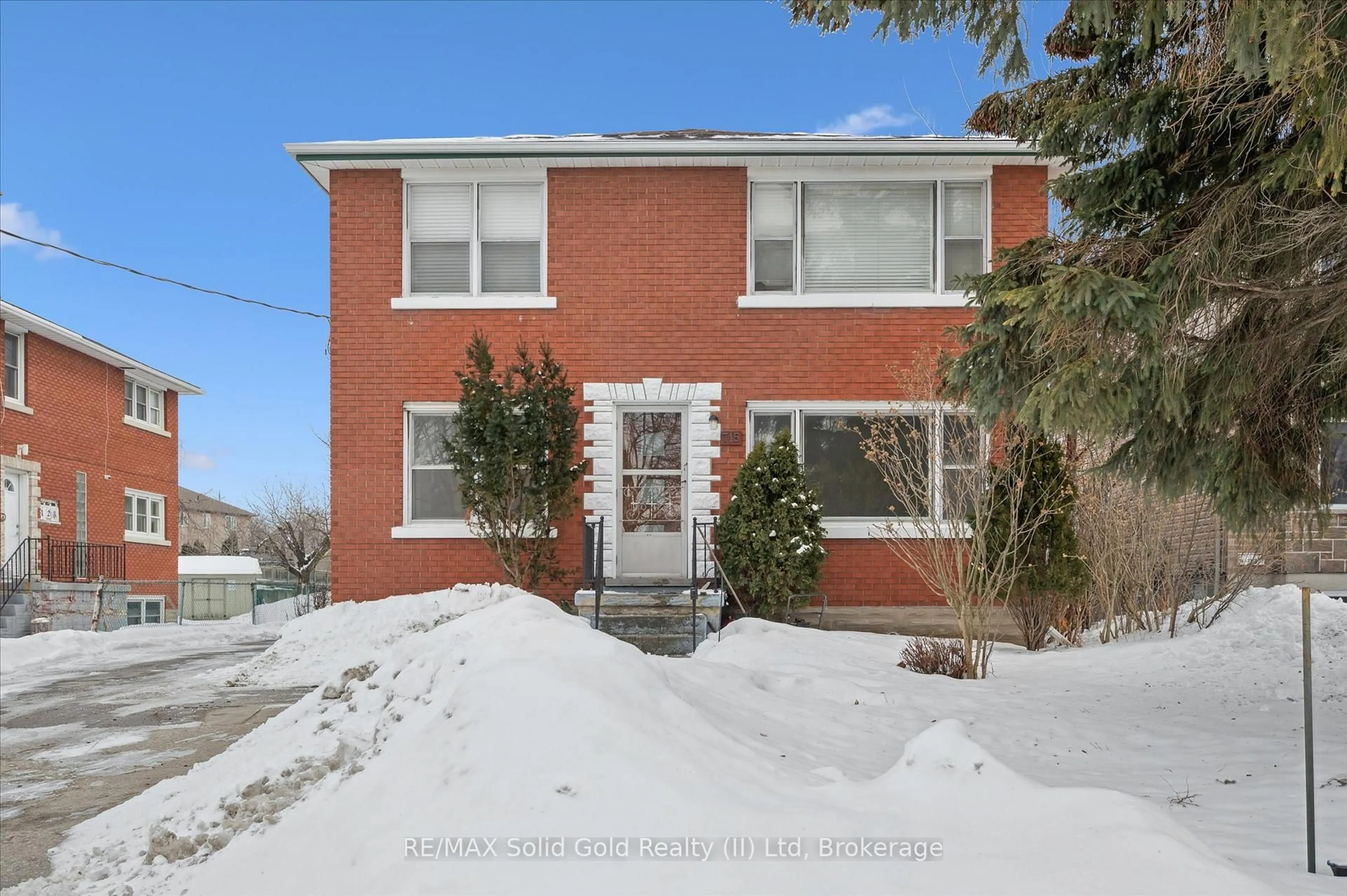 Home with brick exterior material, street for 715 Frederick St, Kitchener Ontario N2B 2B3