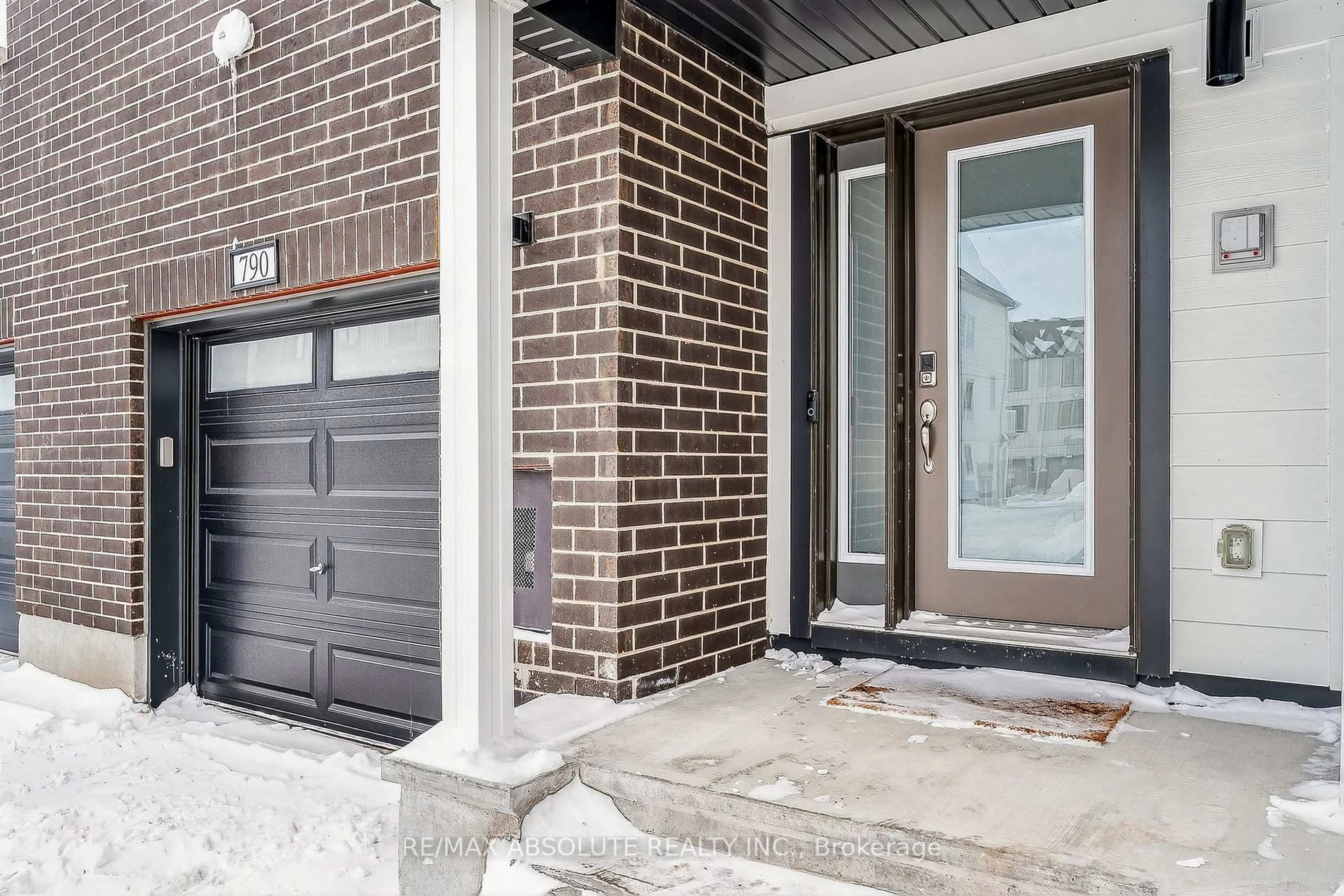 Home with brick exterior material, street for 790 Kinstead Private, Ottawa Ontario K2S 3B3