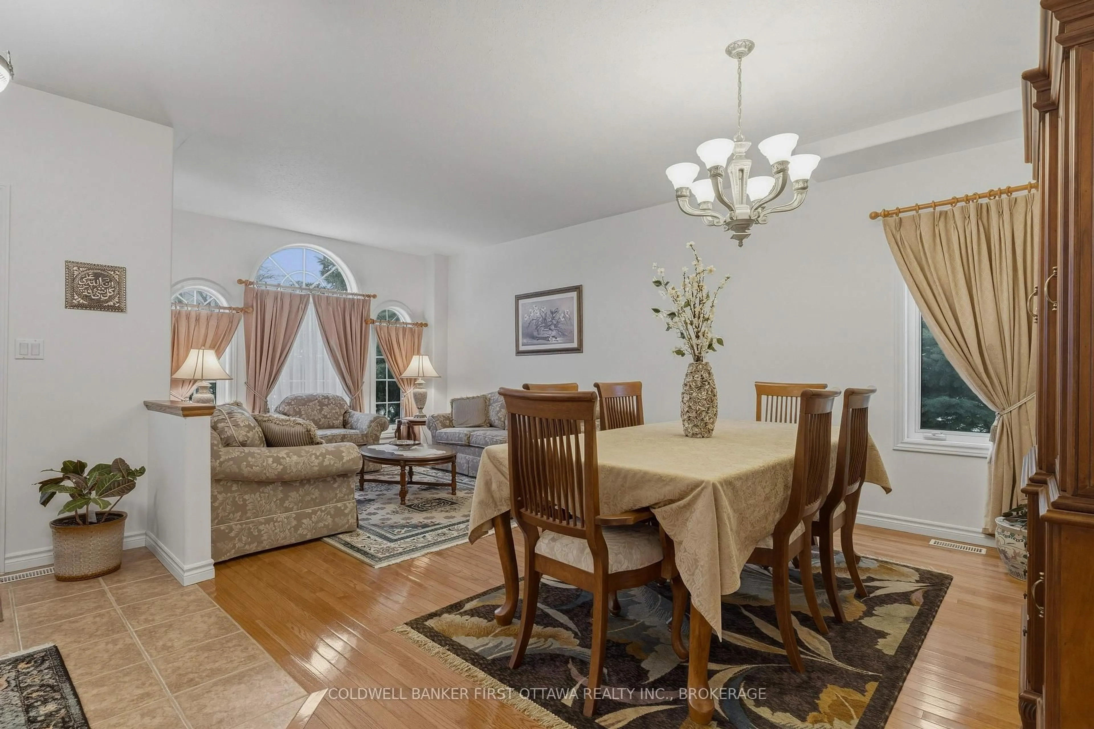 Dining room, unknown for 335 Ellesmeer Ave, Kingston Ontario K7P 3C8