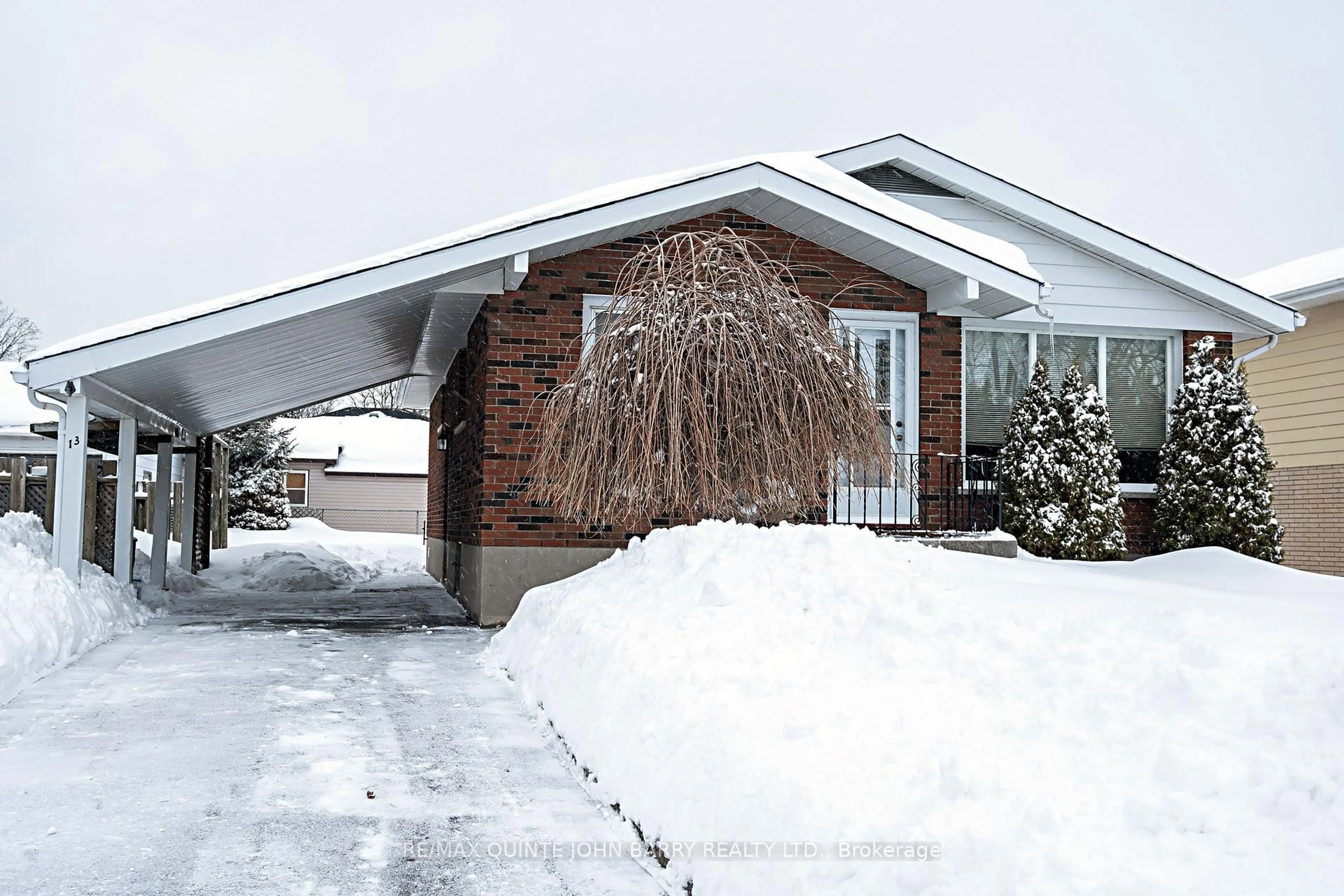 Unknown for 13 Belvedere Rd, Quinte West Ontario K8V 4A8