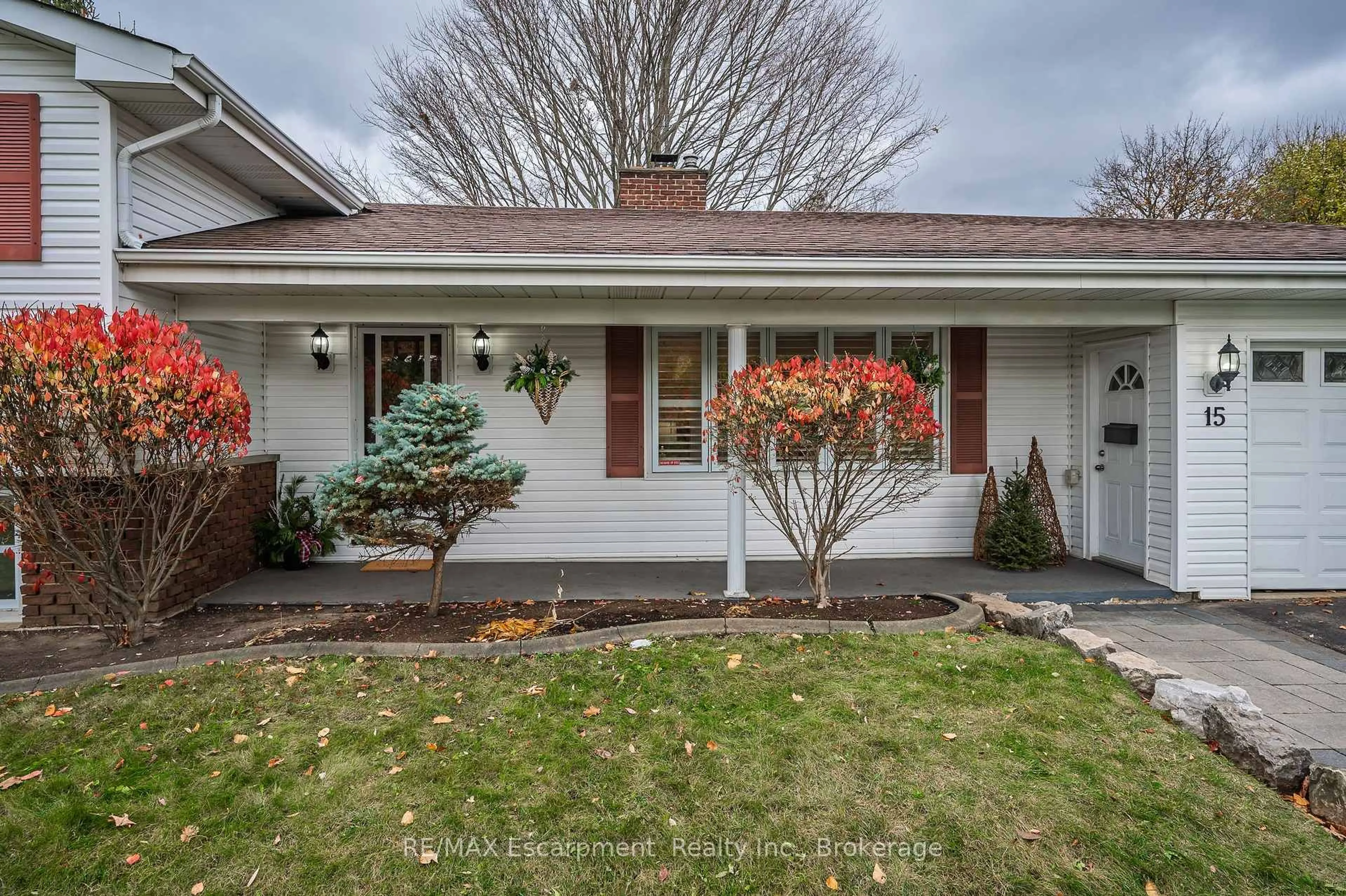 Unknown for 15 Harvest Lane, Brantford Ontario N3R 5R3