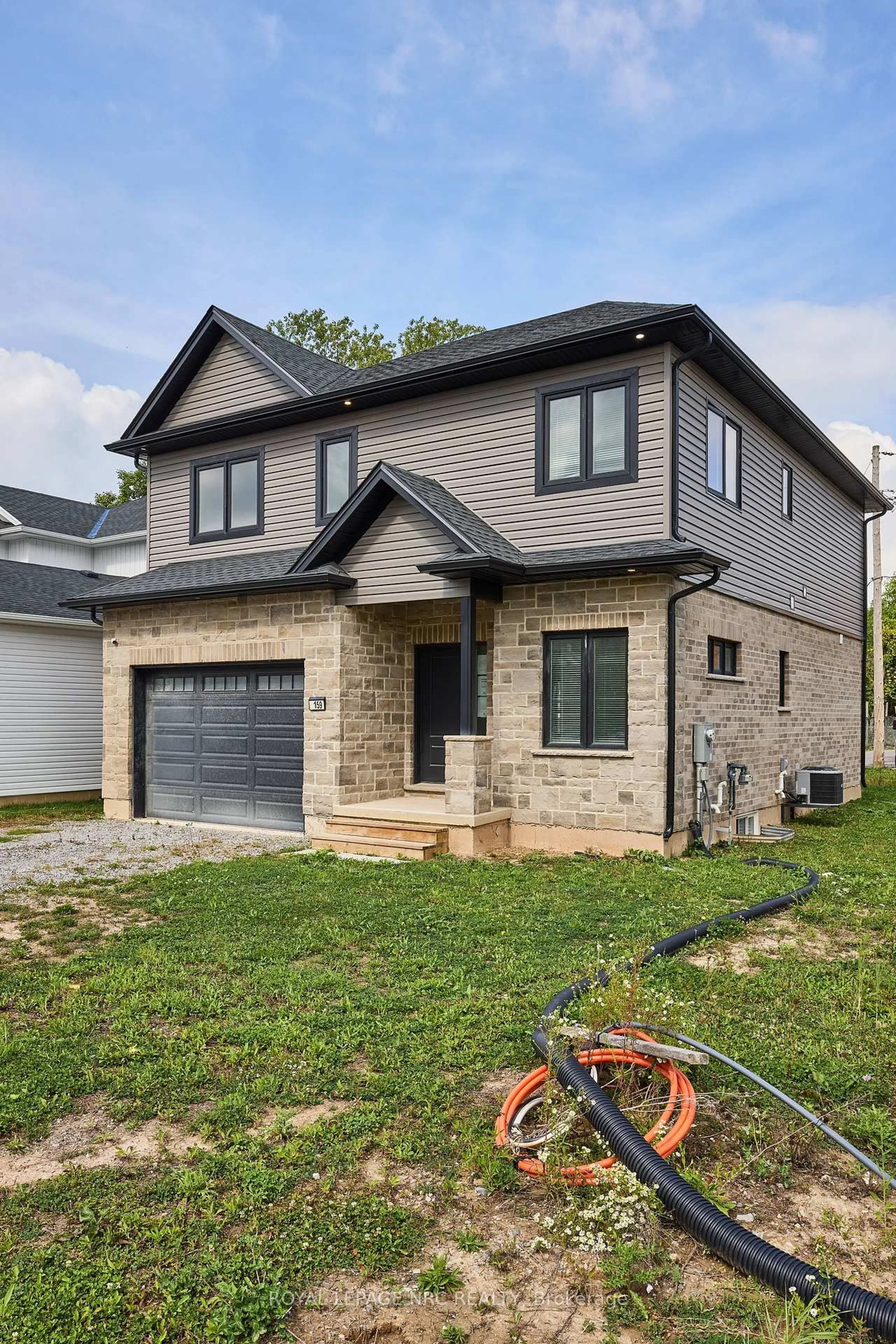 Home with brick exterior material, street for 159 Hodgkins Ave, Thorold Ontario L2V 0M6