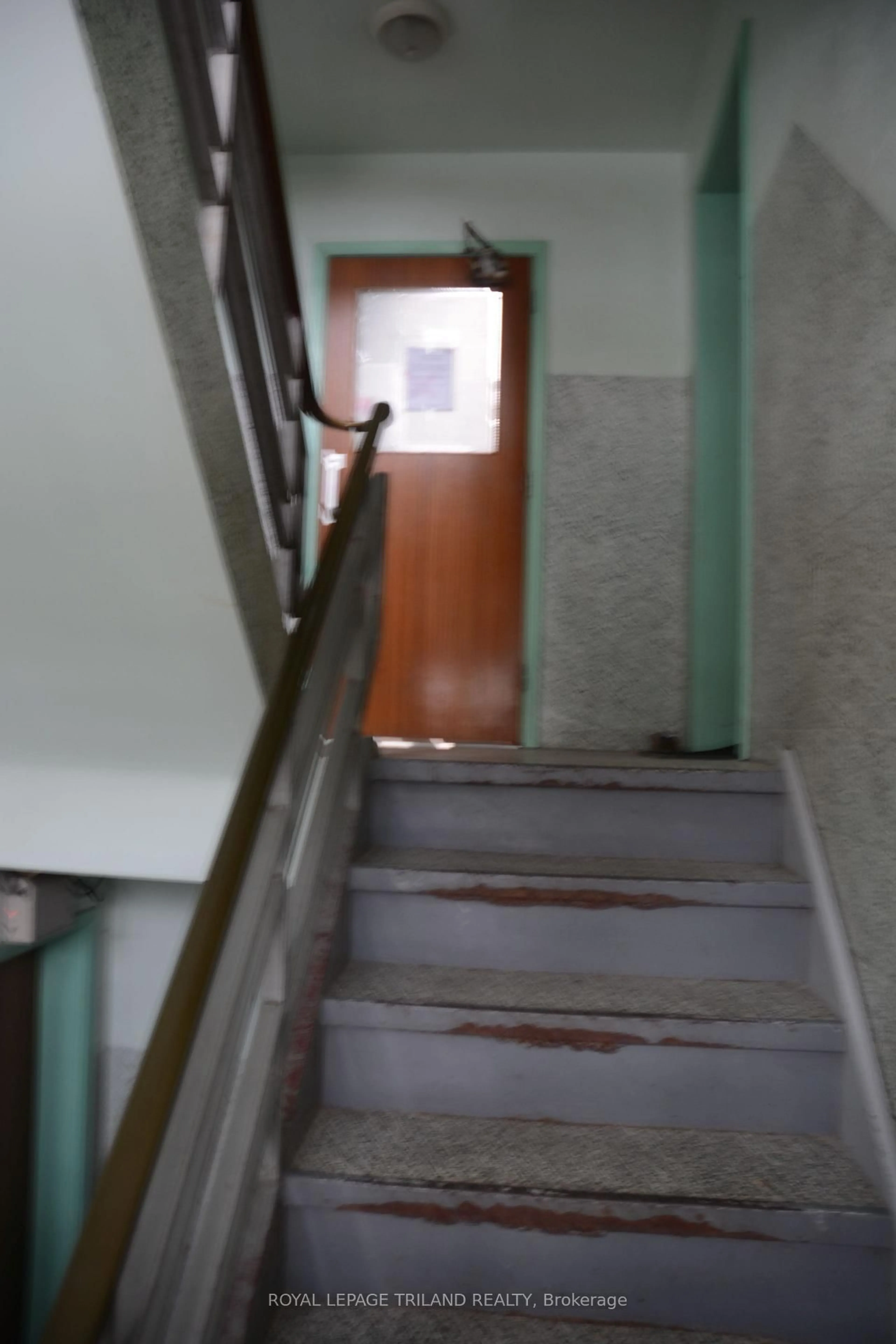 Stairs for 17 Emery St, London South Ontario N6J 1R3