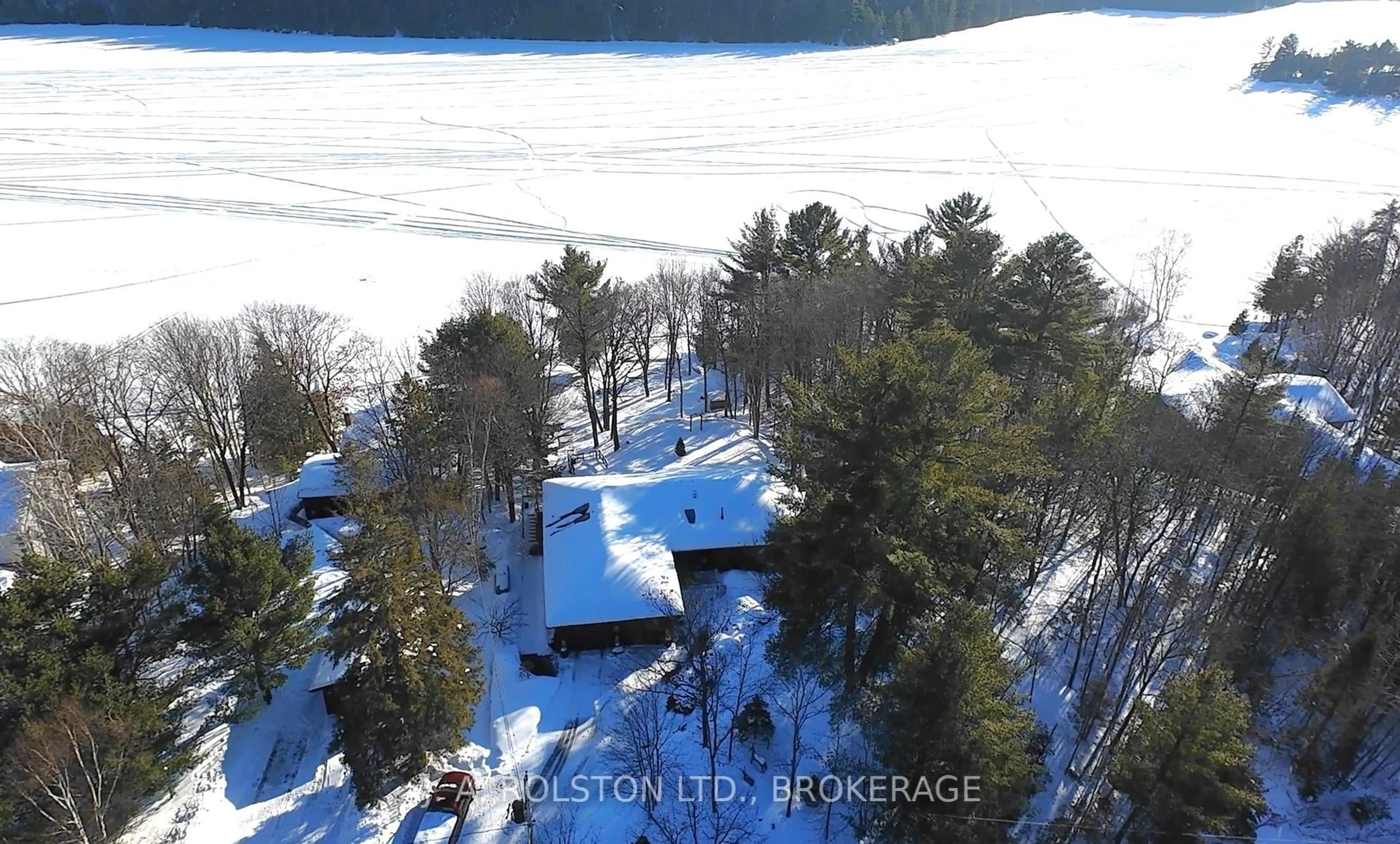 A pic from outside/outdoor area/front of a property/back of a property/a pic from drone, unknown for 357 Clear Lake Dr, Espanola Ontario P5E 1N6