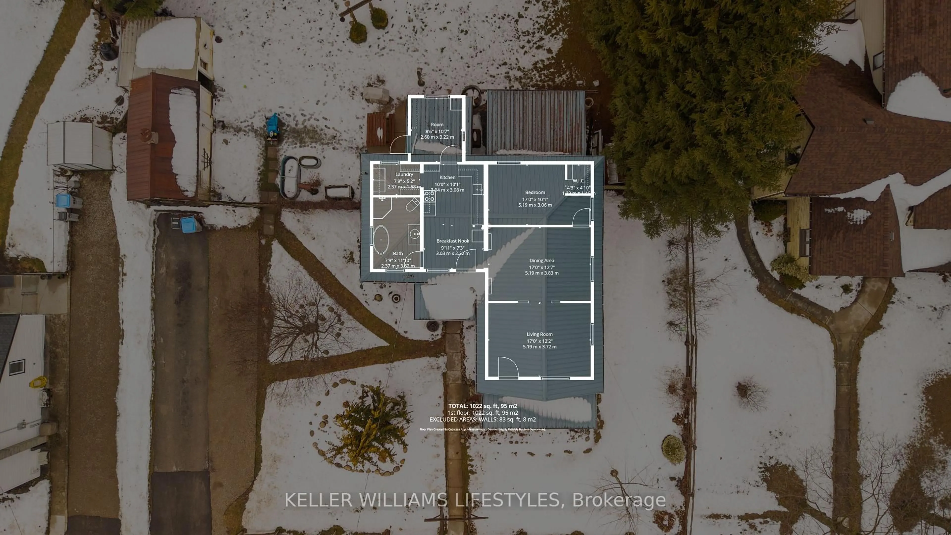 A pic from outside/outdoor area/front of a property/back of a property/a pic from drone, building for 26 Arthur St, Strathroy-Caradoc Ontario N7G 2H1