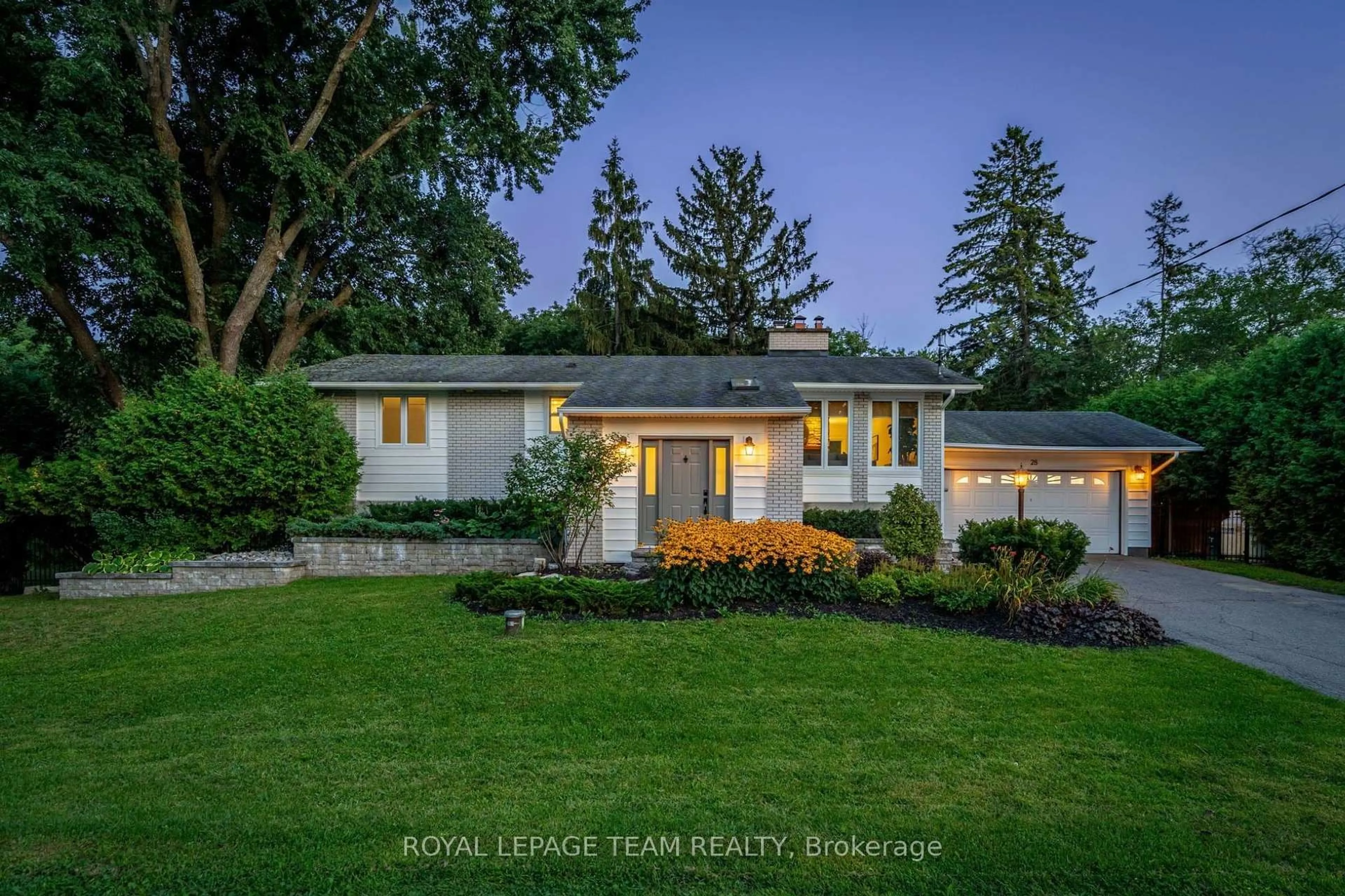 Unknown for 28 Maplehill Way, Ottawa Ontario K2C 3H1