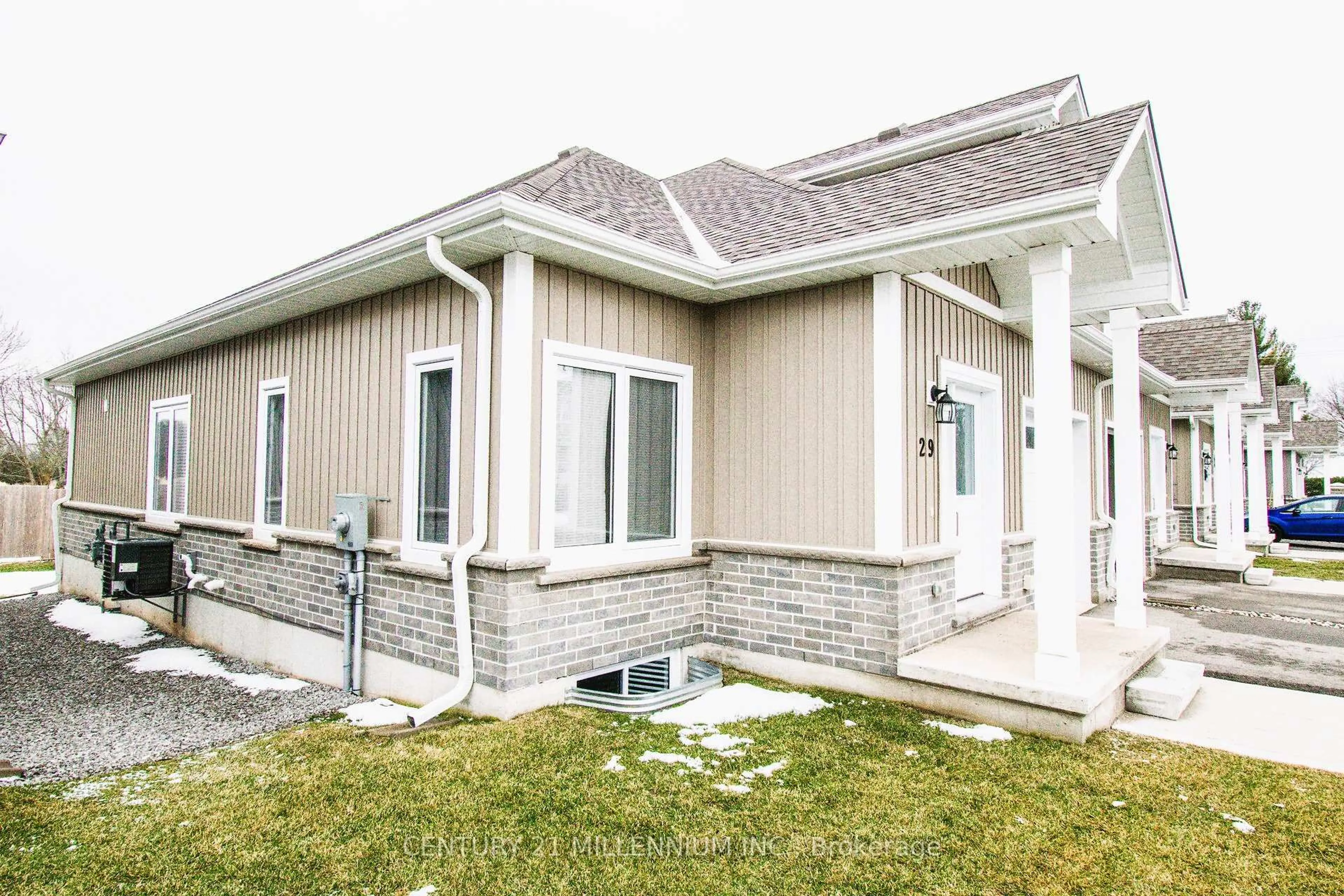 Home with vinyl exterior material, unknown for 744 NELSON St #29, Norfolk Ontario N0A 1N0