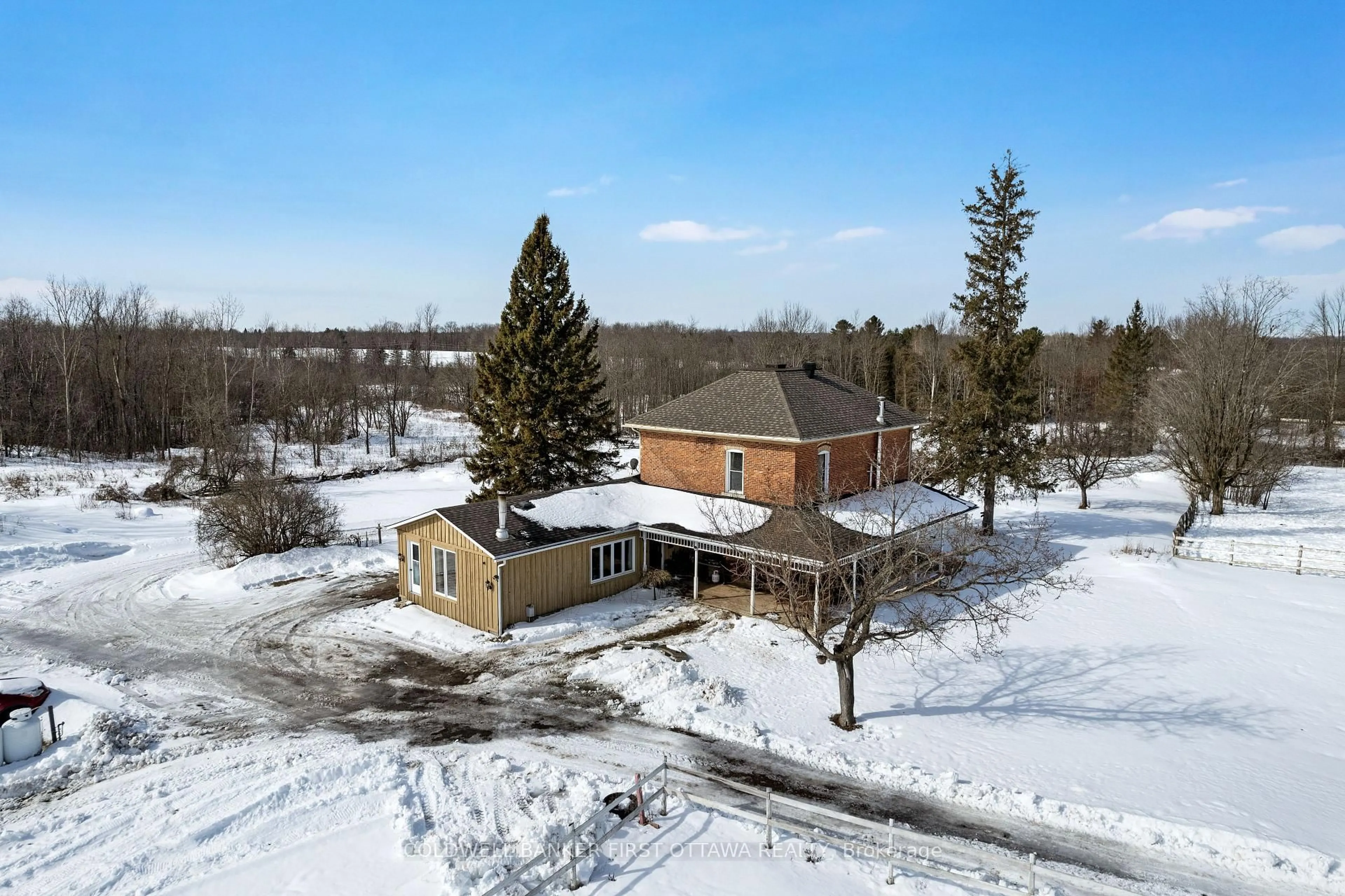 A pic from outside/outdoor area/front of a property/back of a property/a pic from drone, building for 3750 Bass Rd, Rideau Lakes Ontario K0G 1L0