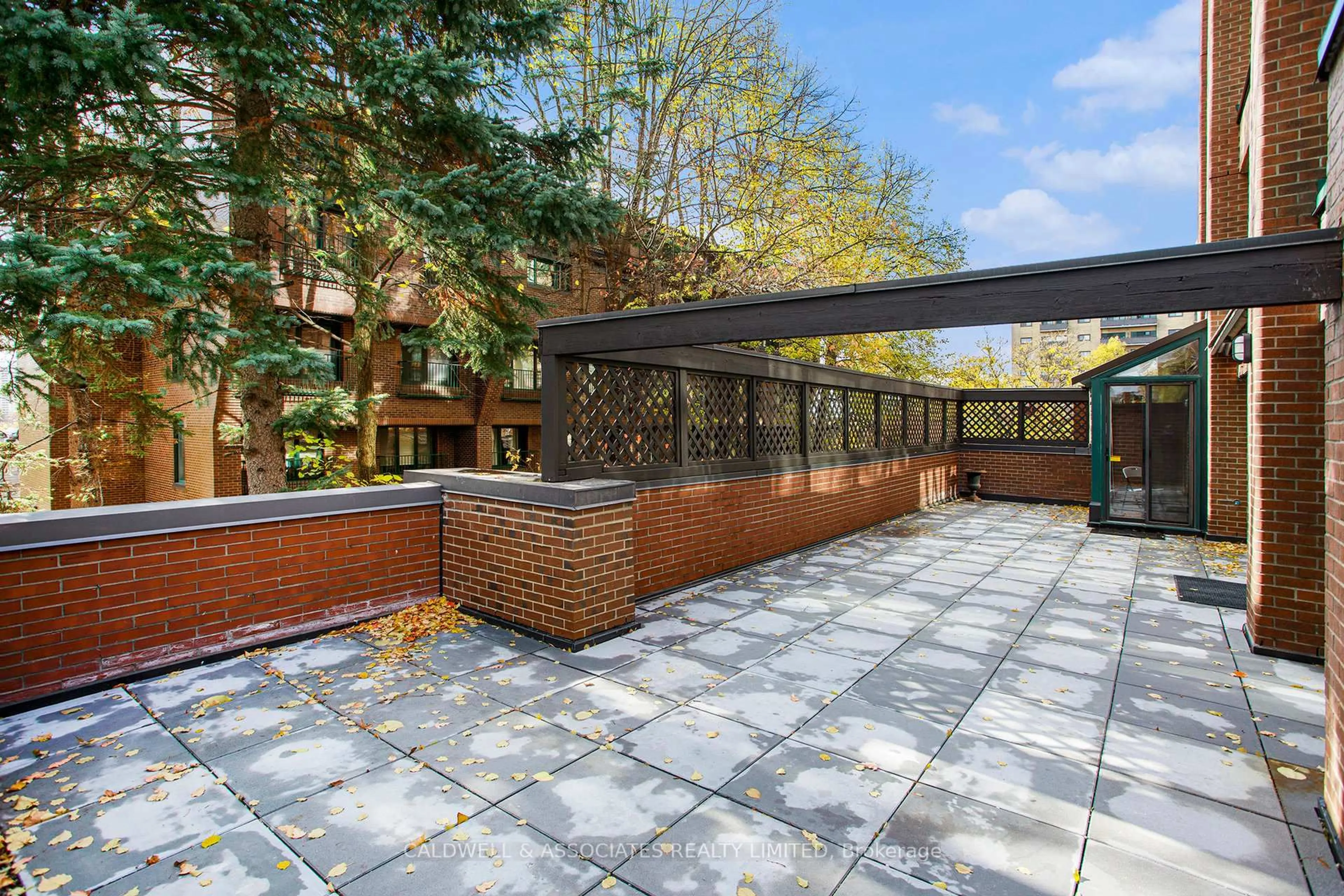 Patio, unknown for 140 Rideau Terr #1, Ottawa Ontario K1M 0Z2