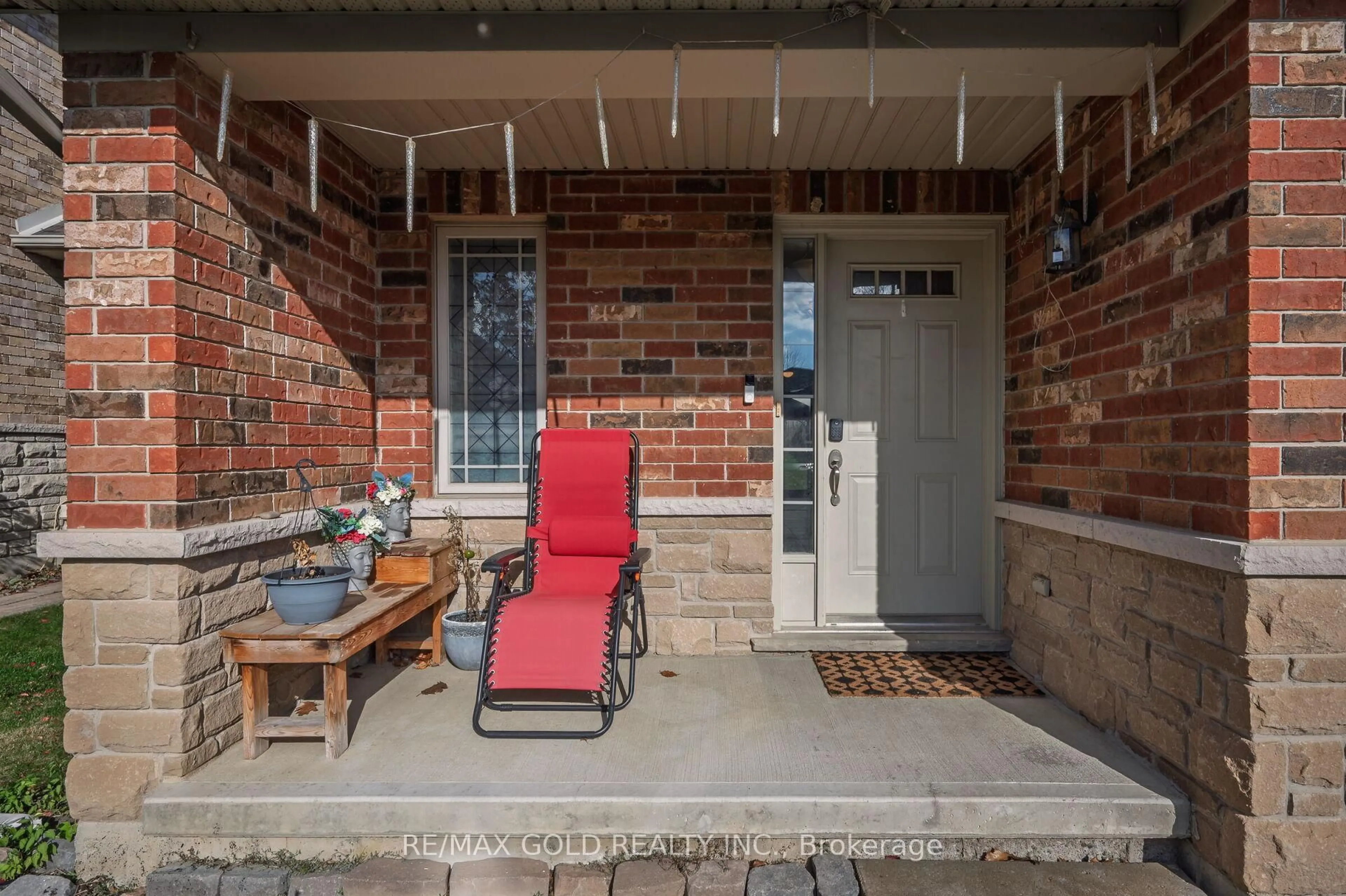 Patio, street for 31 DONALD BELL Dr, Hamilton Ontario L0R 1C0