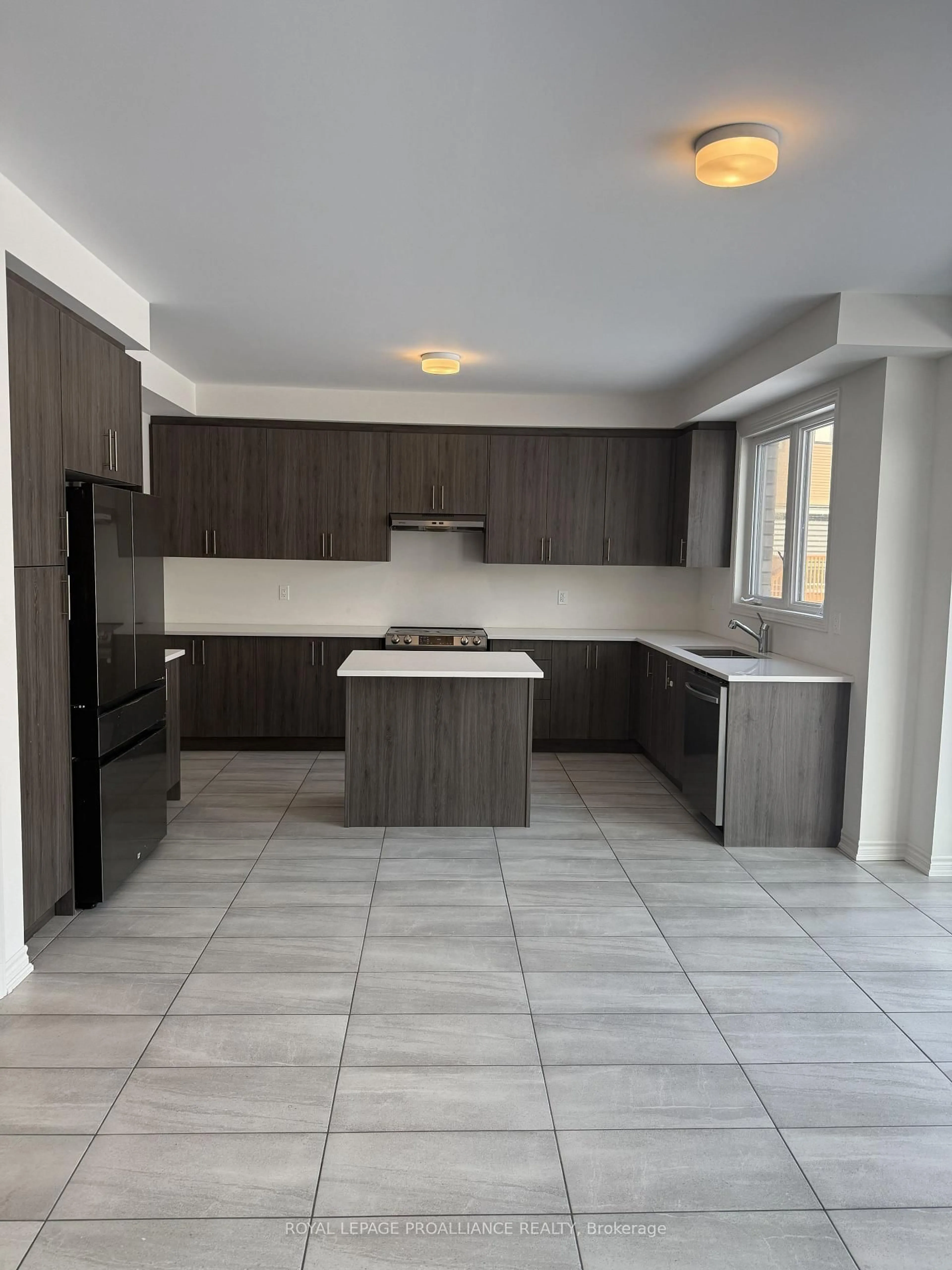 Unknown for 510 Hornbeck St, Cobourg Ontario K9A 4A1