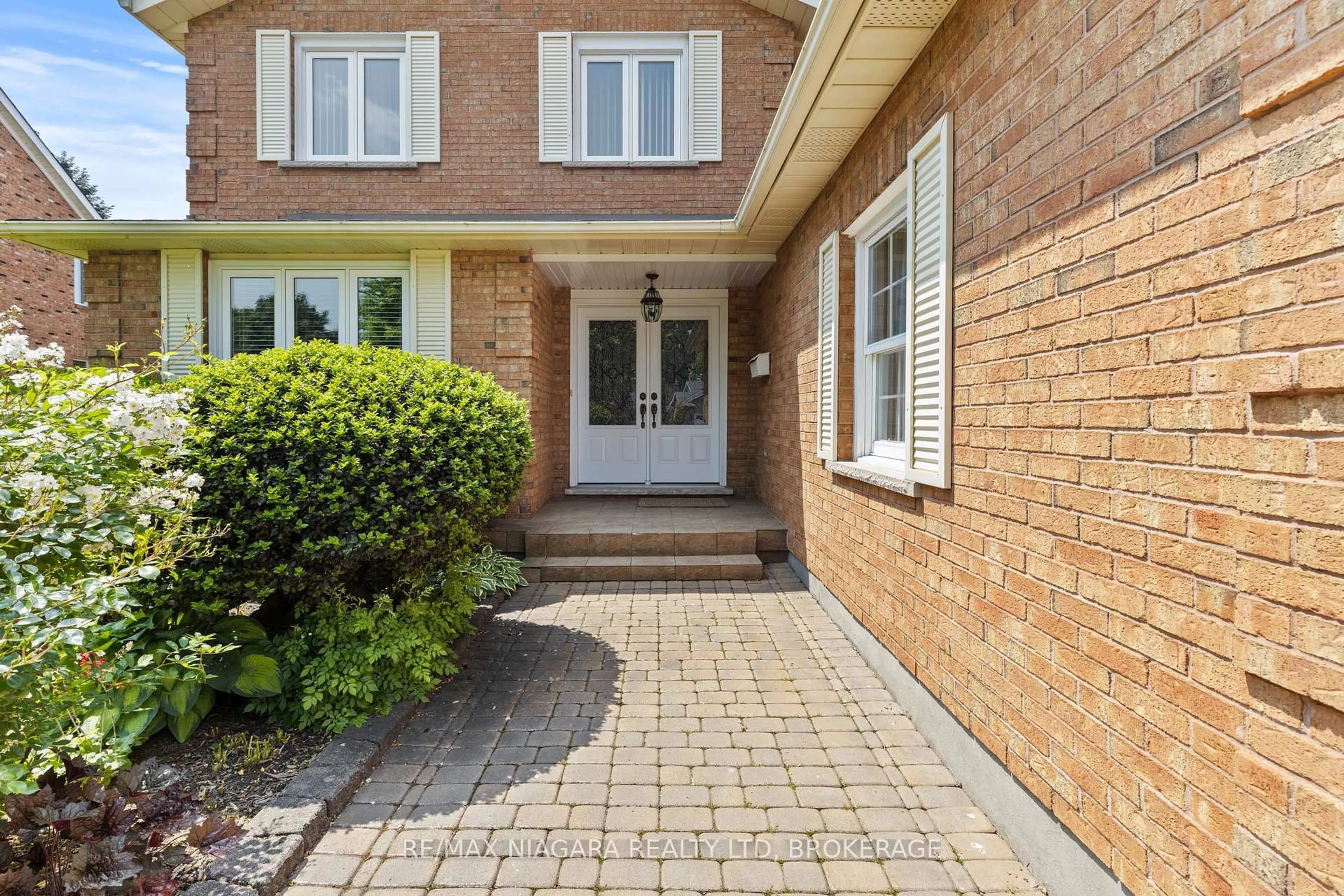 Home with brick exterior material, street for 67 THE PROMENADE, Niagara-on-the-Lake Ontario L0S 1J0