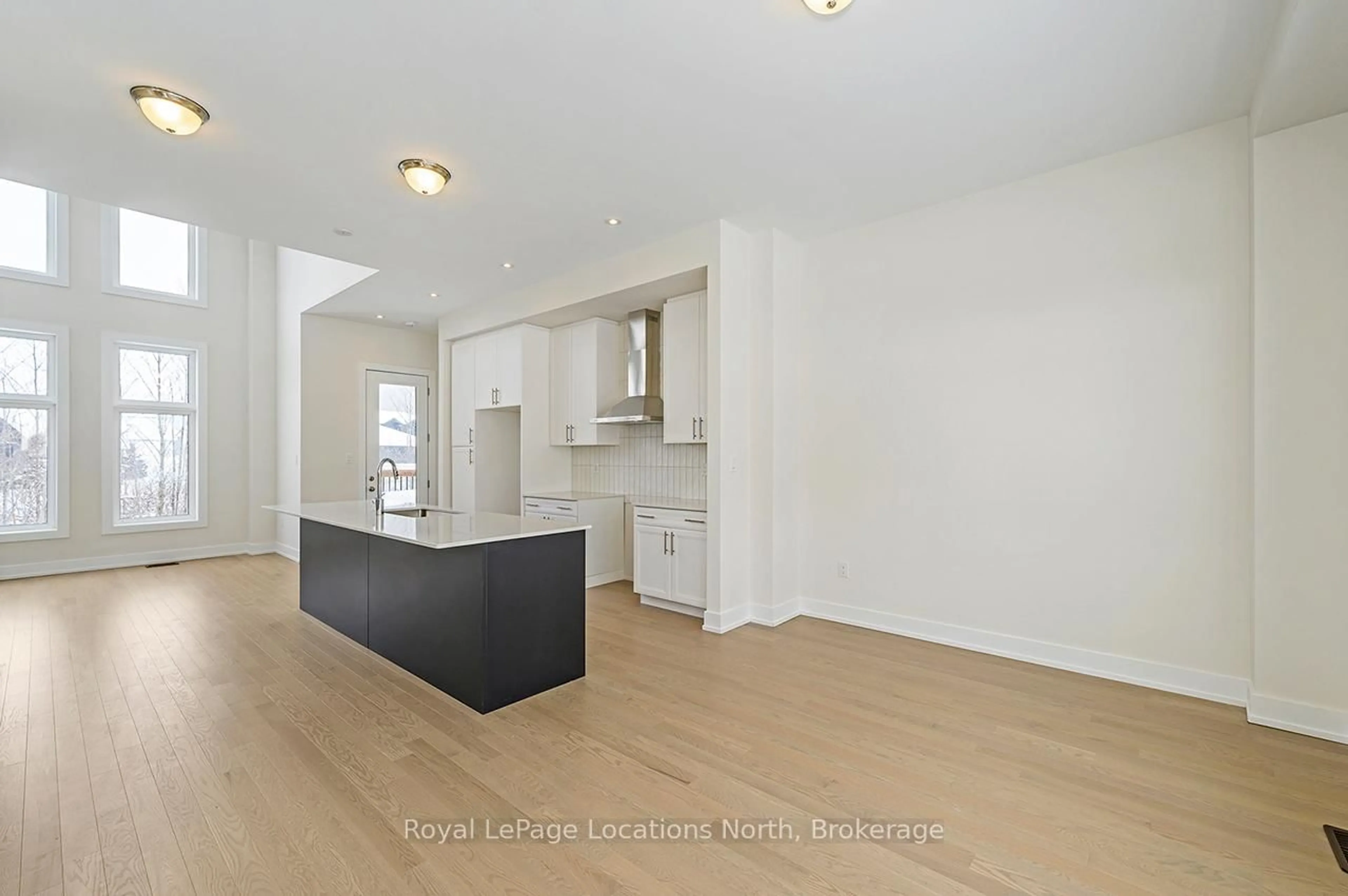 Open concept kitchen, unknown for 111 Clement Lane, Blue Mountains Ontario N0H 1J0