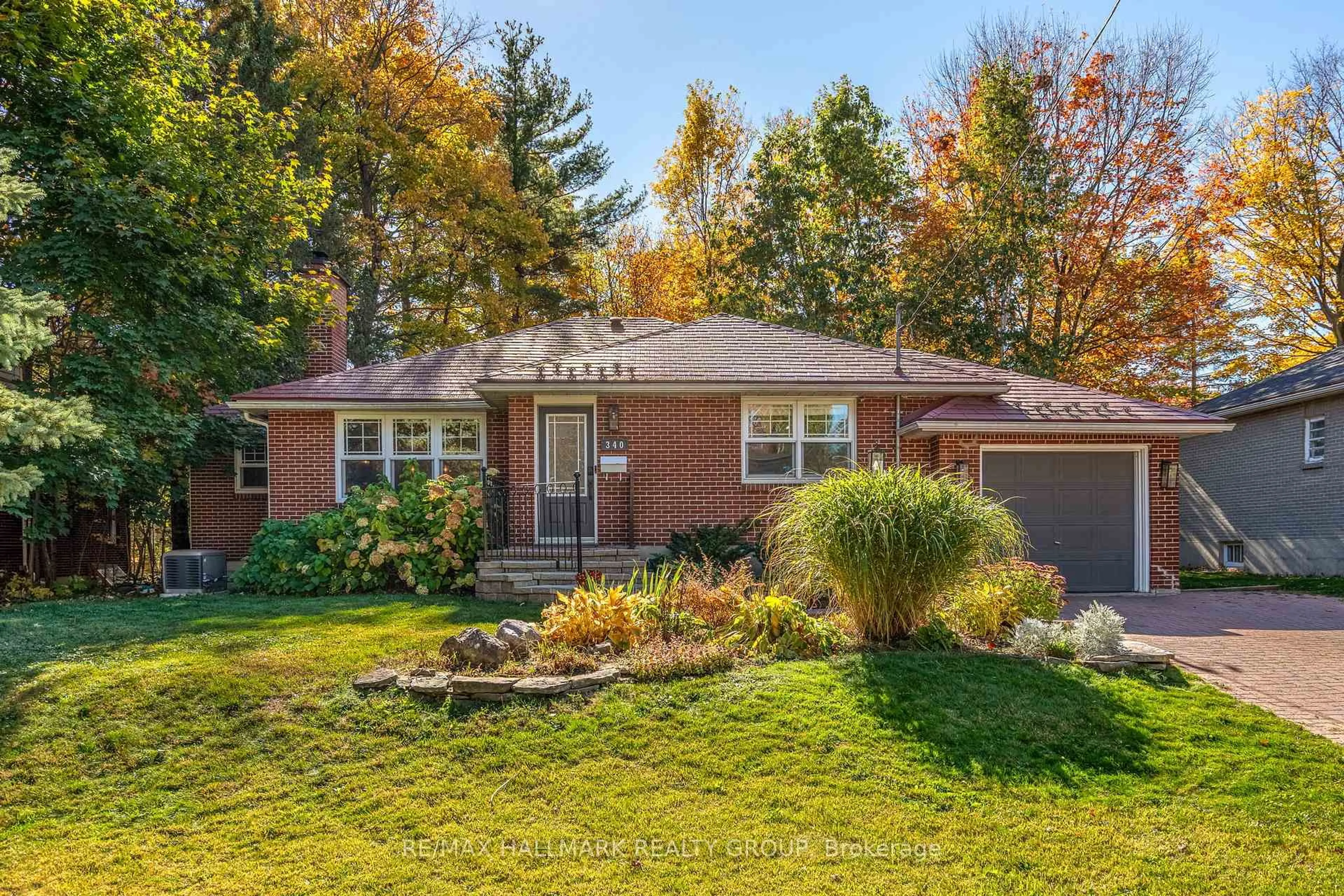 Home with brick exterior material, street for 340 Cunningham Ave, Ottawa Ontario K1H 6B4