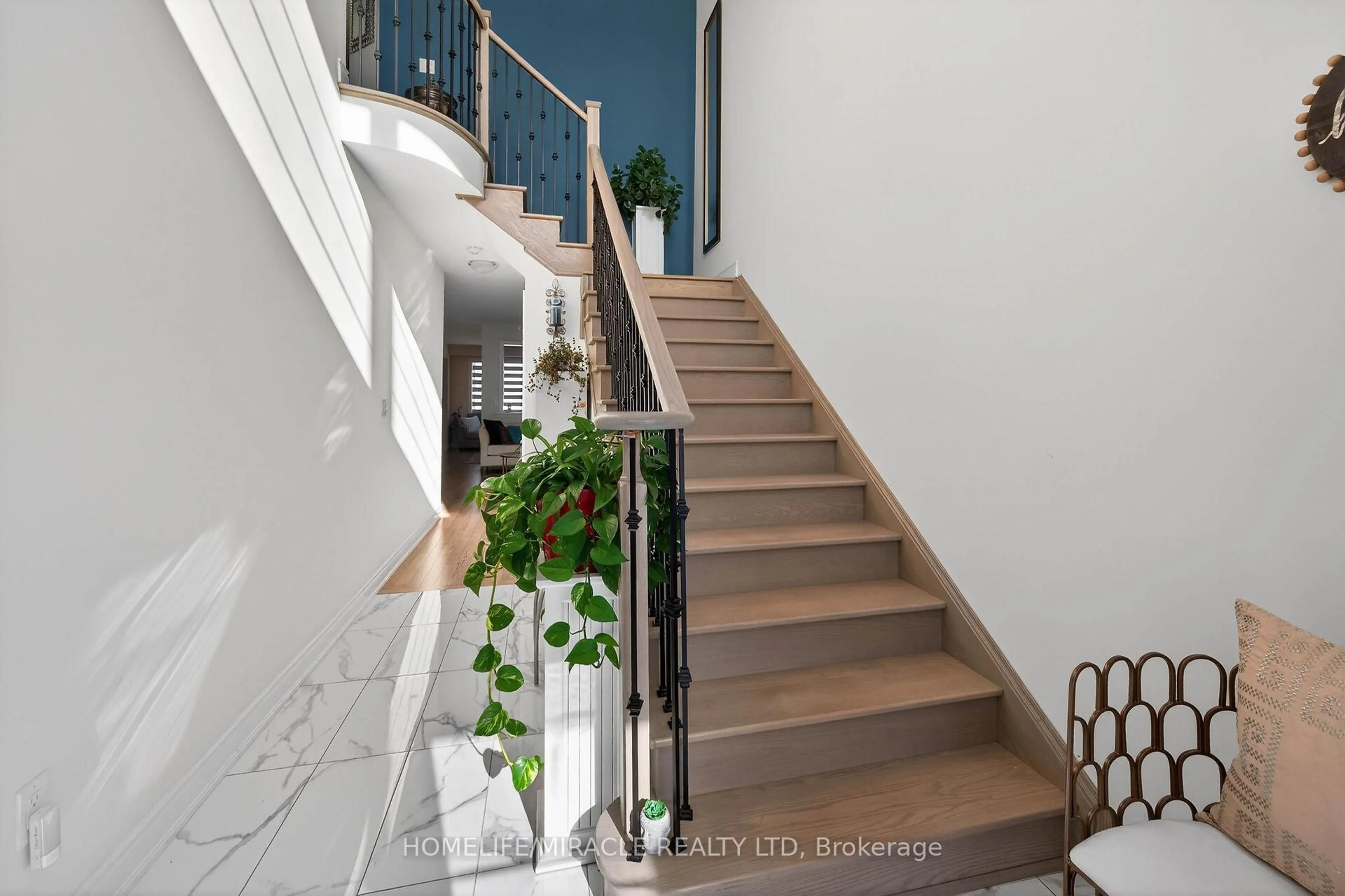 Stairs for 12 Rainbow Dr, Haldimand Ontario N3W 0G1