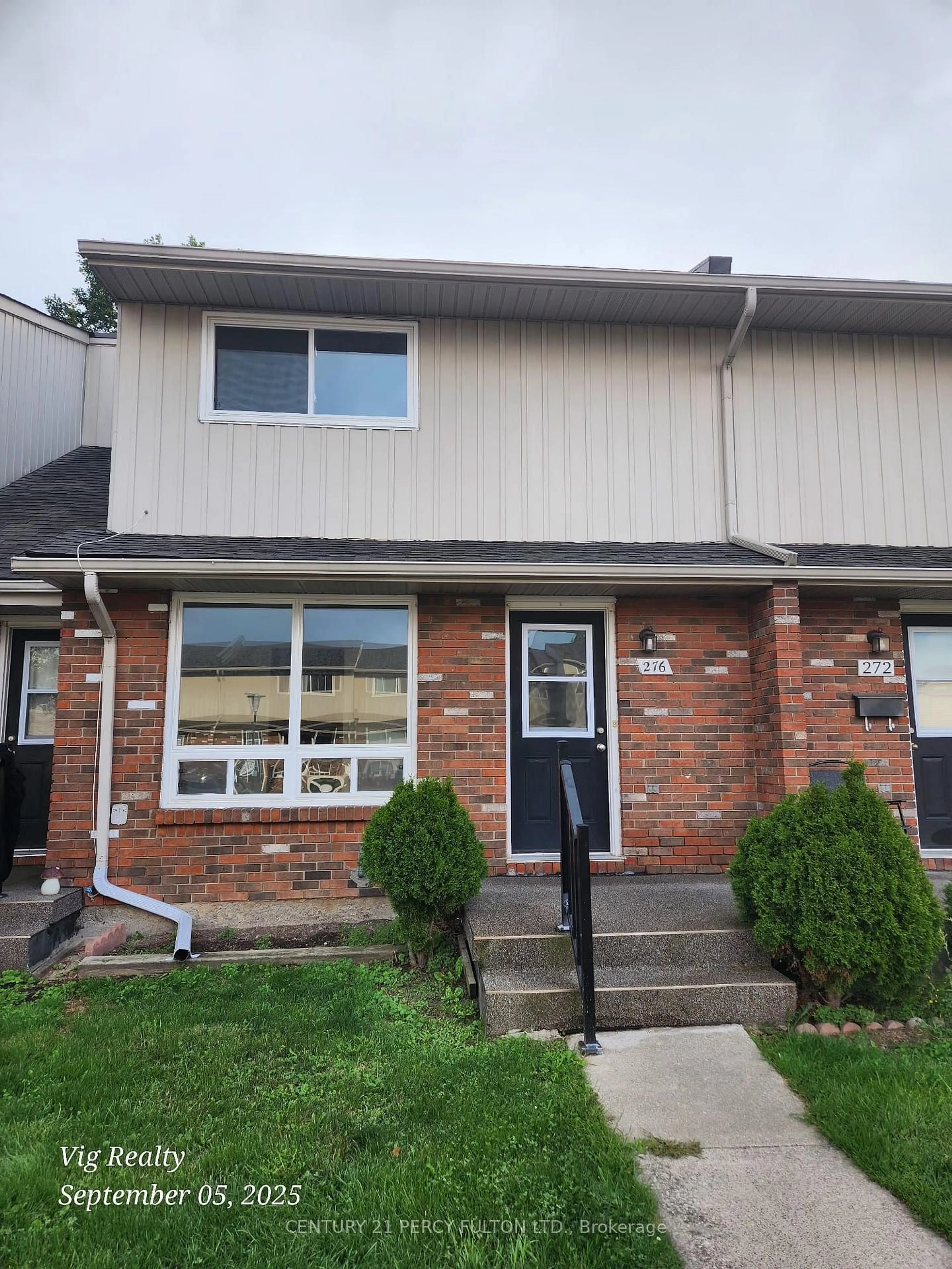 Home with vinyl exterior material, street for 100 Brownleigh Ave #276, Welland Ontario L3B 5V8