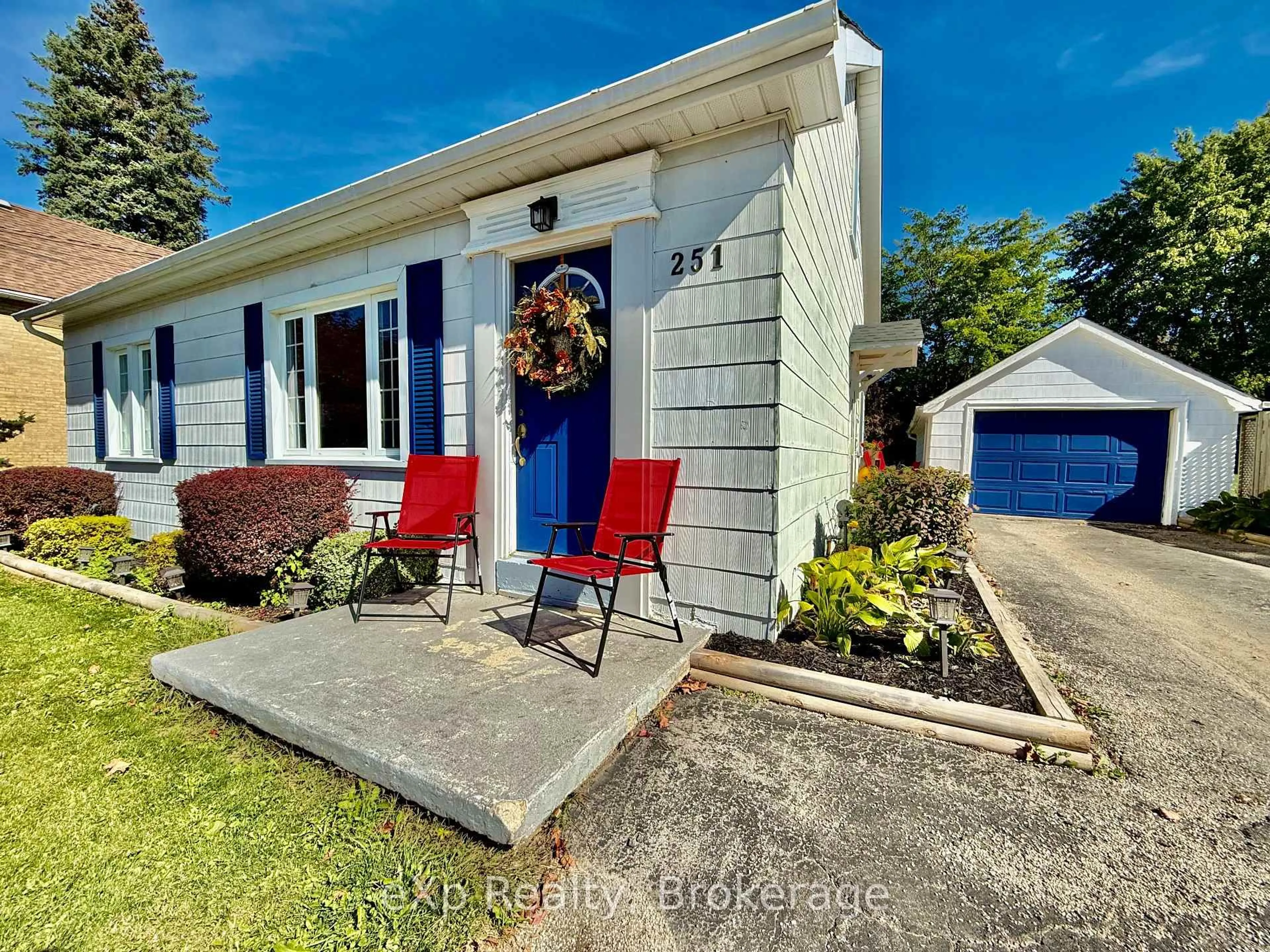 Unknown for 251 11TH Ave, Hanover Ontario N4N 2R2