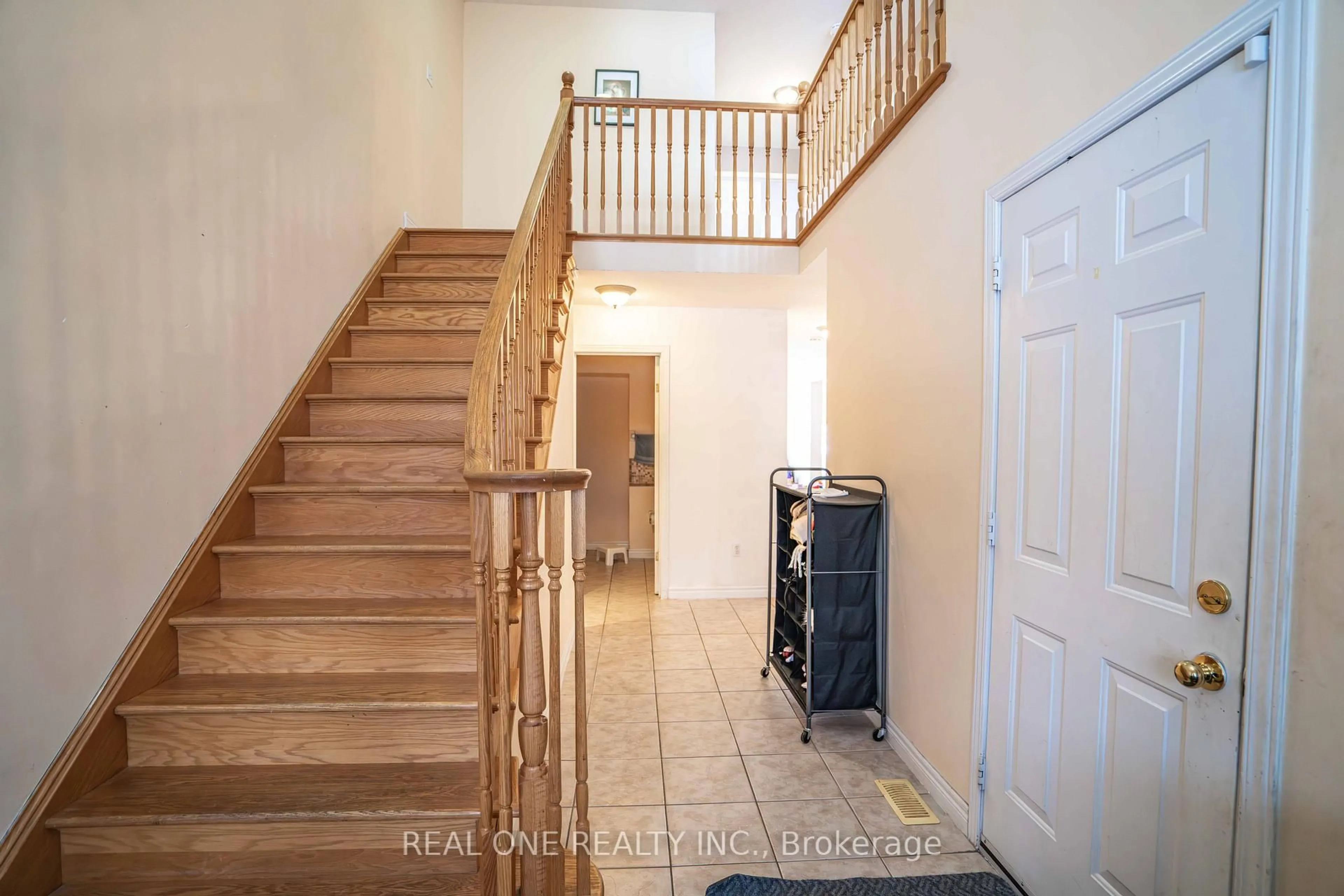 Unknown for 744 Brandenburg Blvd, Waterloo Ontario N2T 2W9