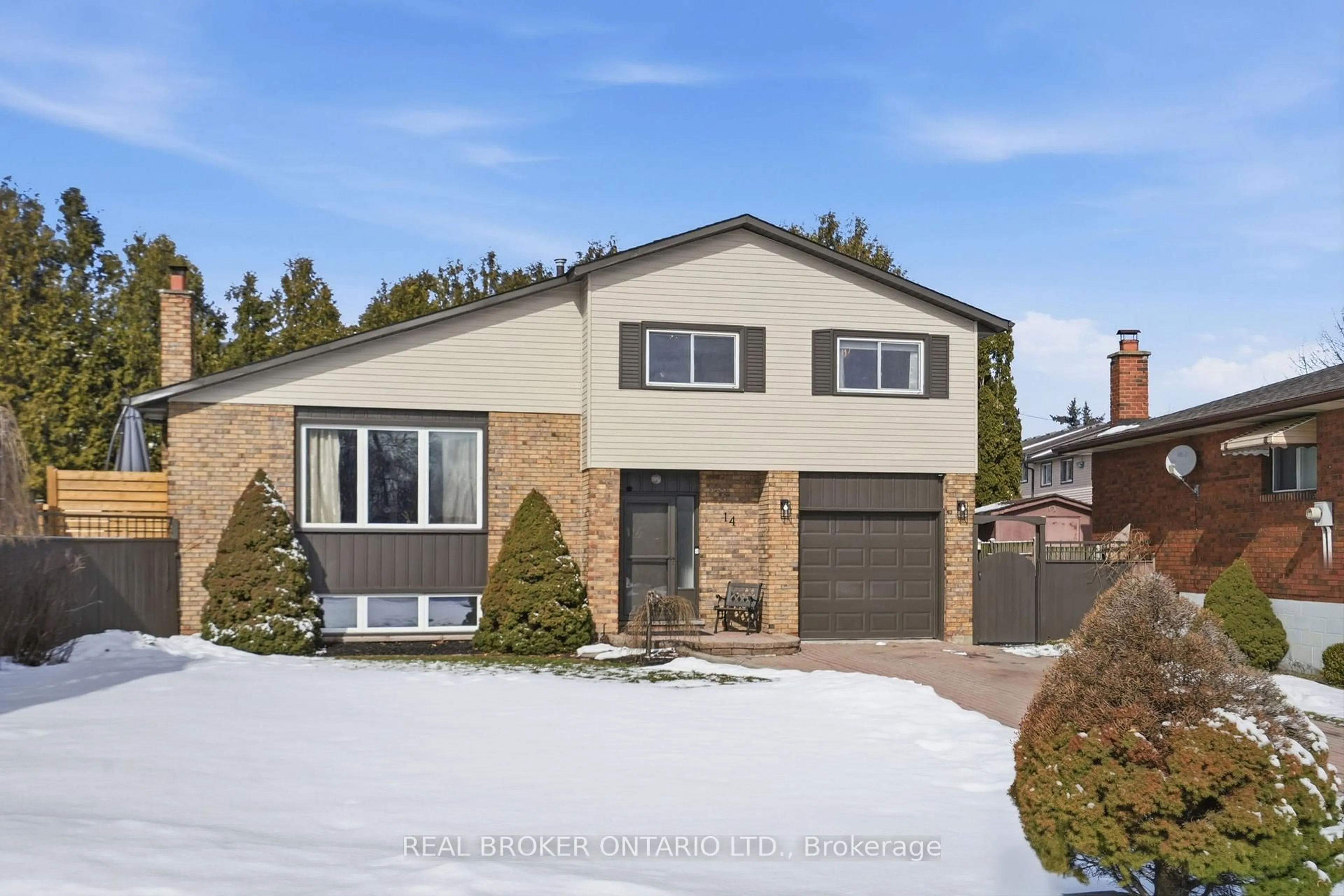 Home with brick exterior material, street for 14 Basin Cres, Hamilton Ontario L8T 4W8