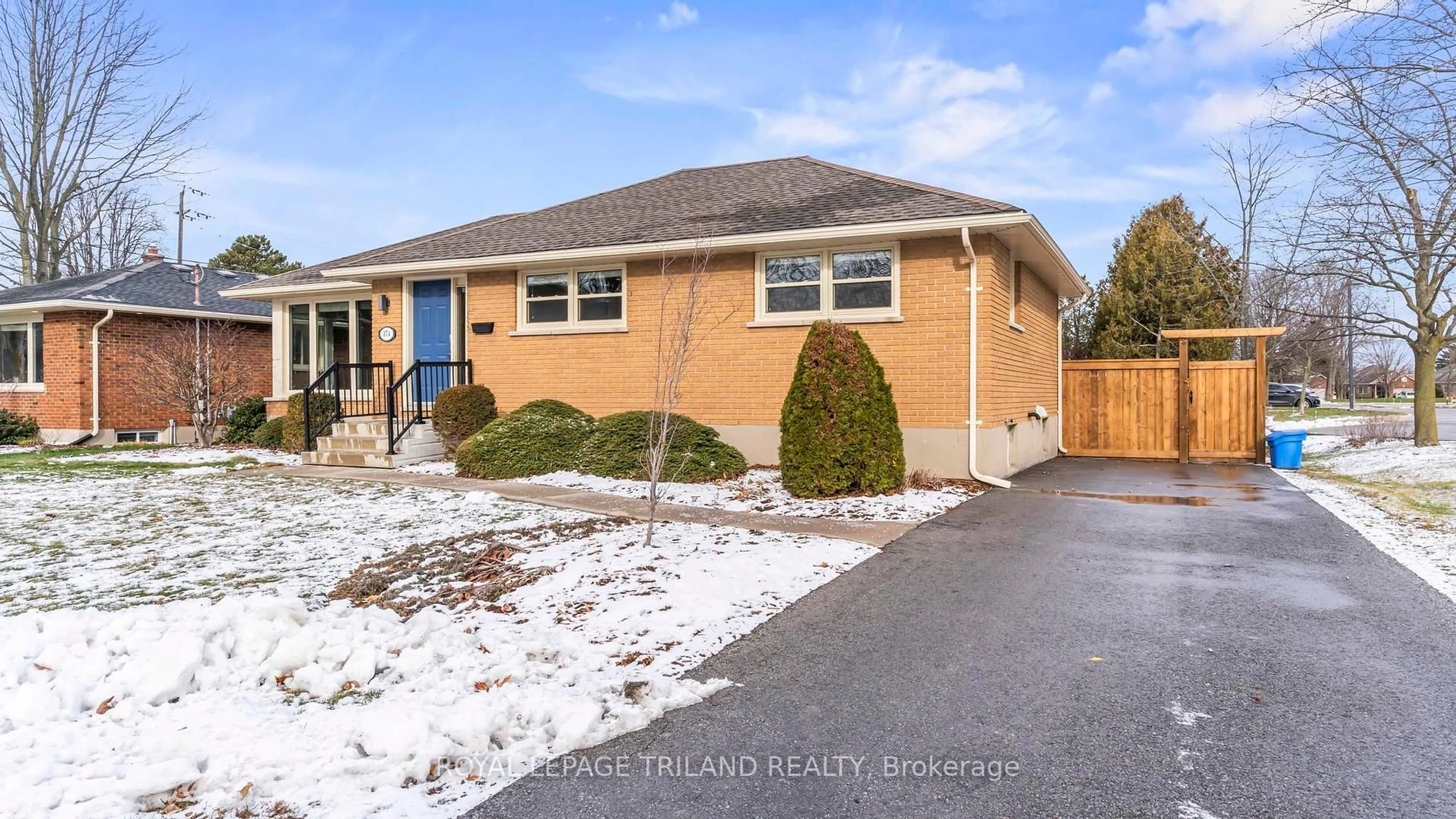 Home with brick exterior material, street for 374 ELM St, St. Thomas Ontario N5R 1K1