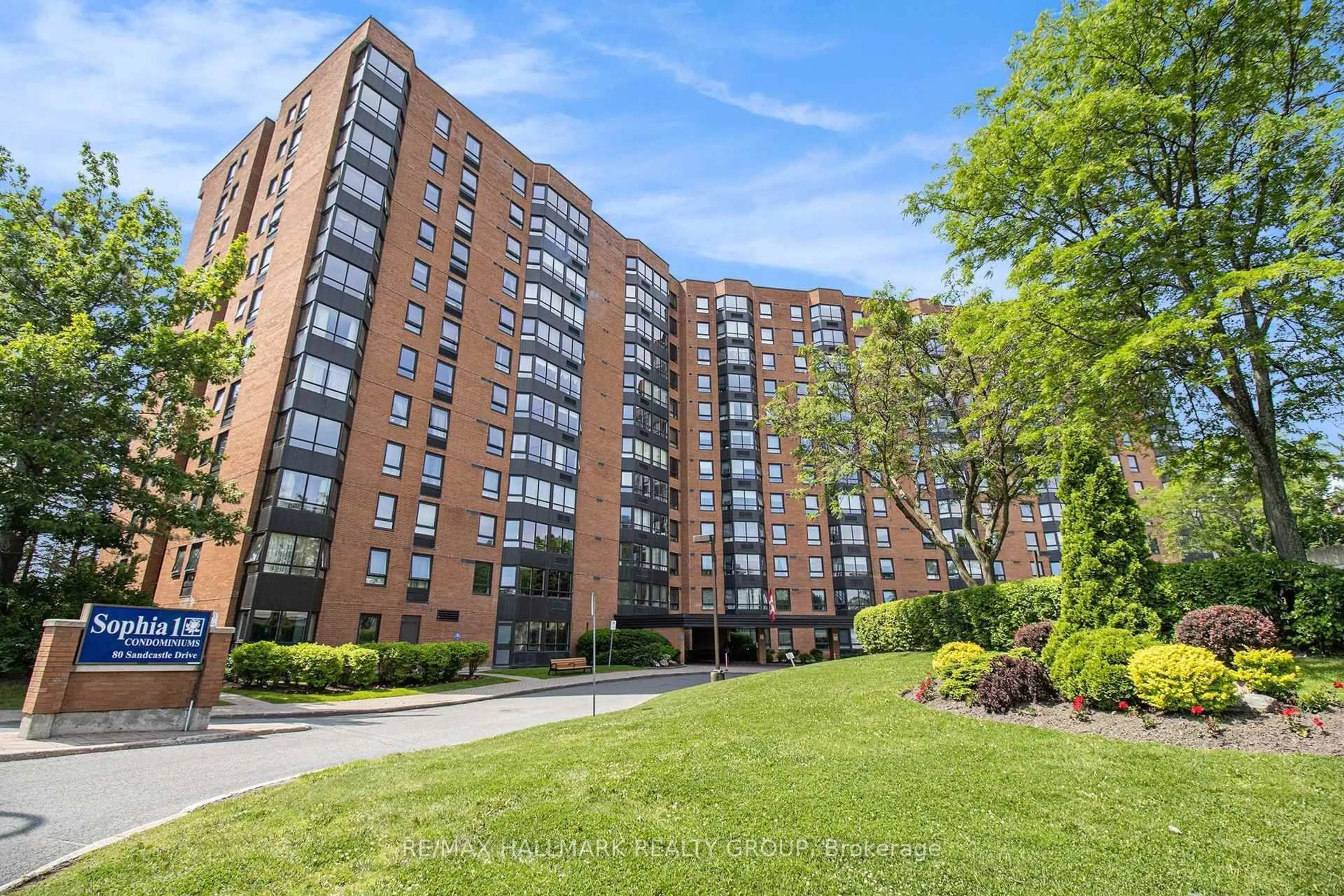 Unknown for 80 Sandcastle Dr #616, Ottawa Ontario K2H 9E7