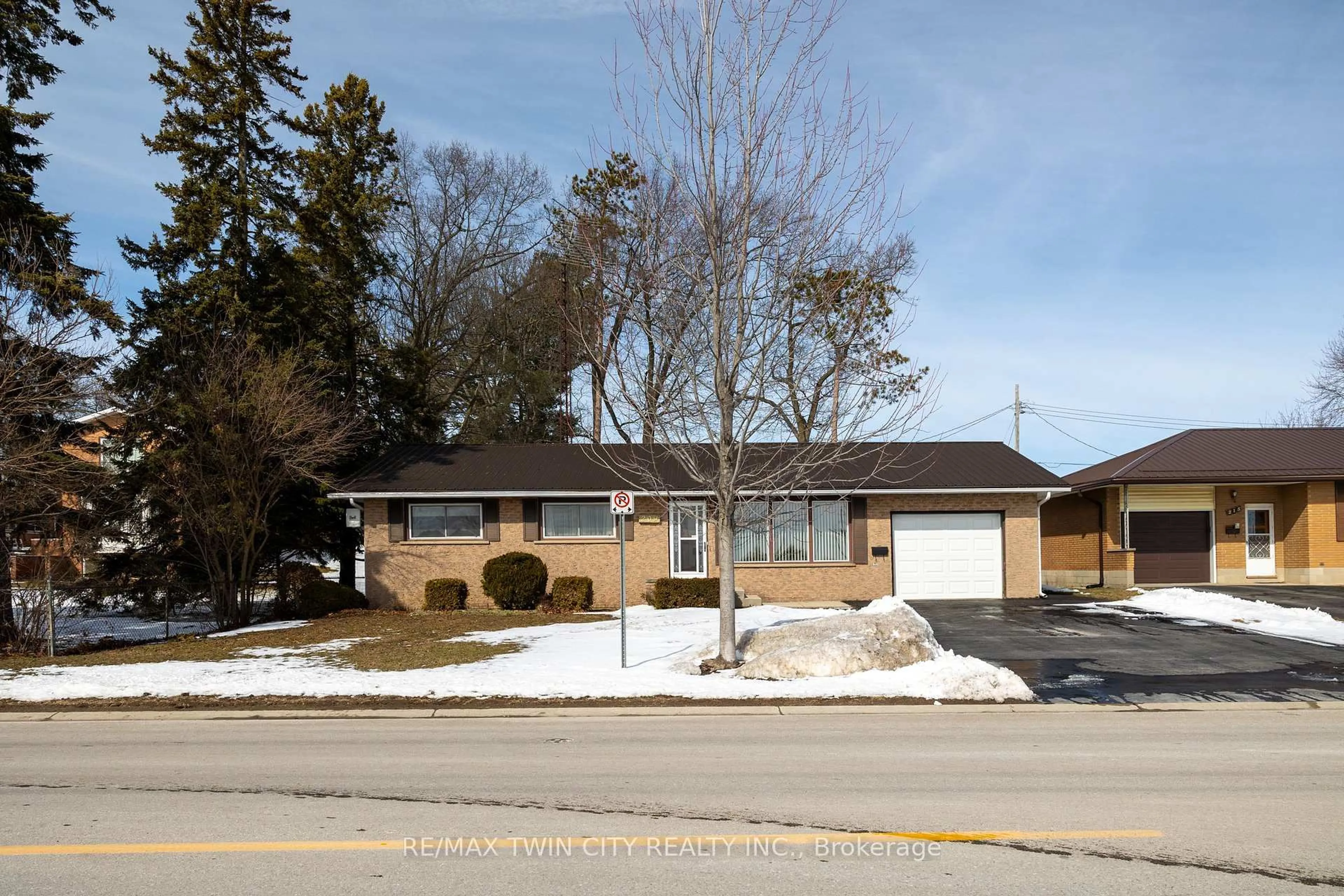 Home with brick exterior material, street for 209 ARGYLE Ave, Norfolk Ontario N4B 1J8