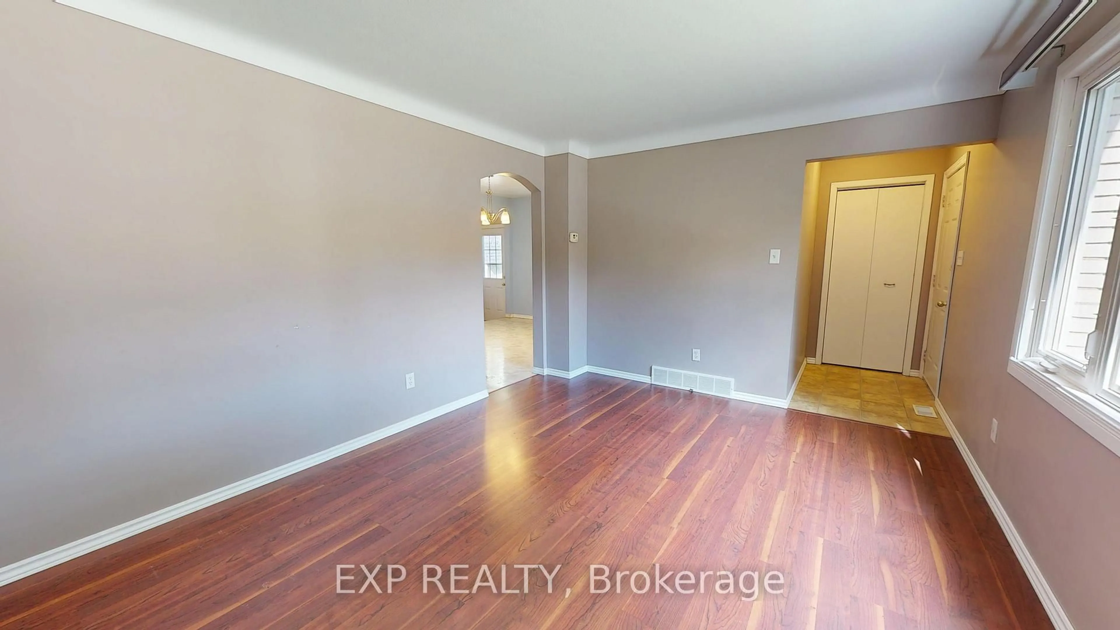 A pic of a room for 3312 Addison Ave, Niagara Falls Ontario L2J 3L1