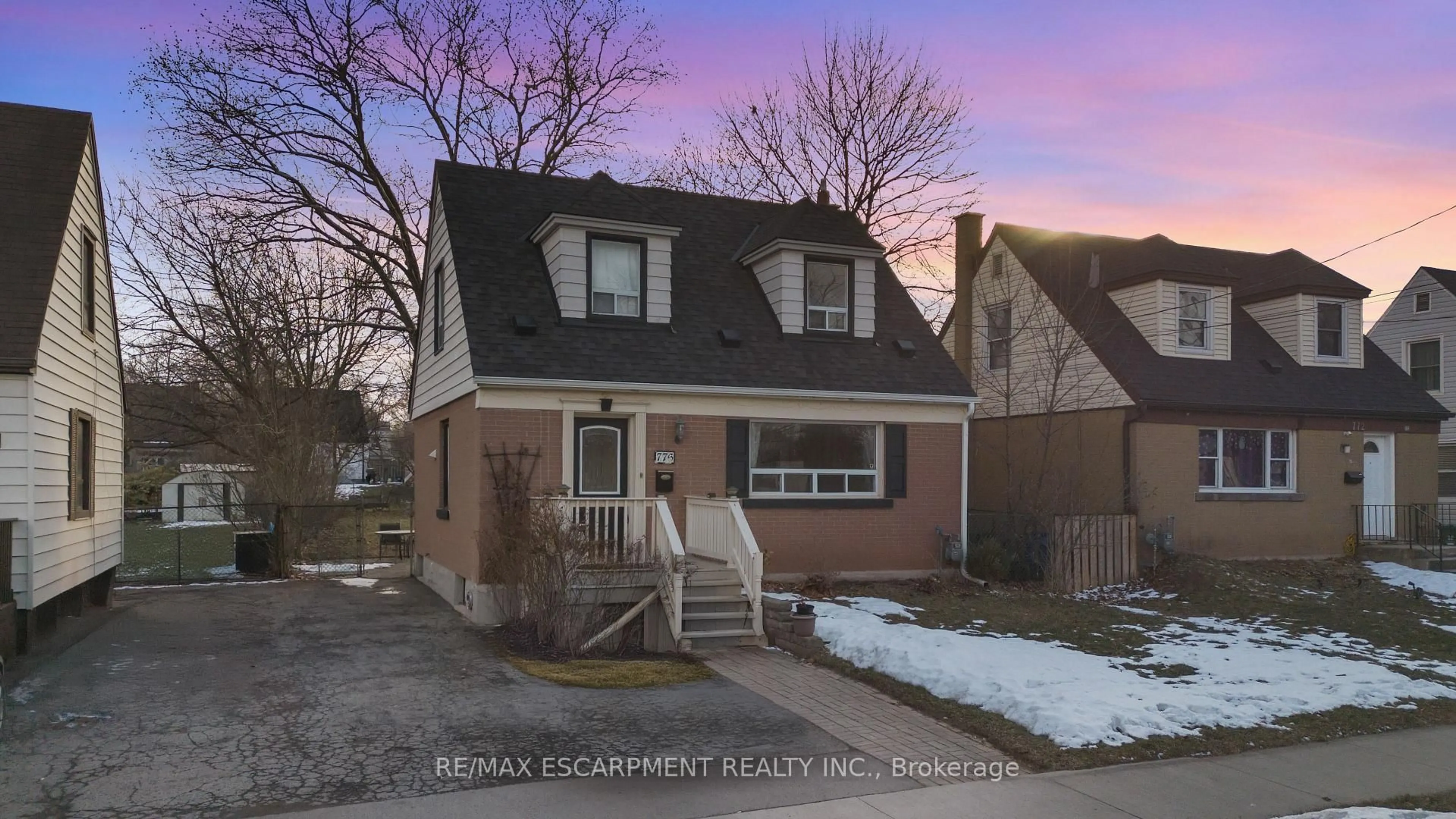 Home with brick exterior material, street for 776 Britannia Ave, Hamilton Ontario L8H 2B5